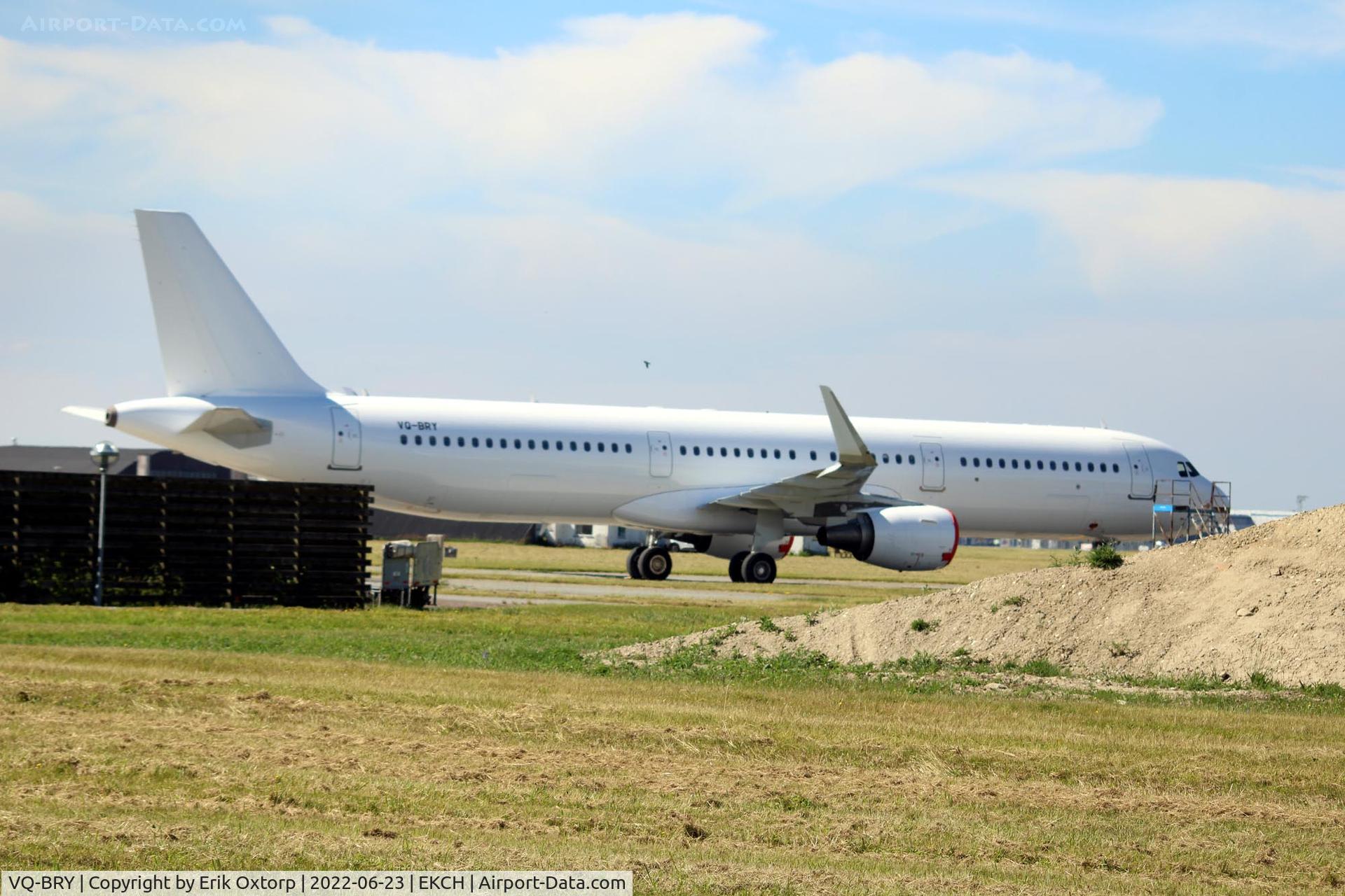 VQ-BRY, 2015 Airbus A321-211 C/N 6515, VQ-BRY parked at the Sunclass base in CPH
