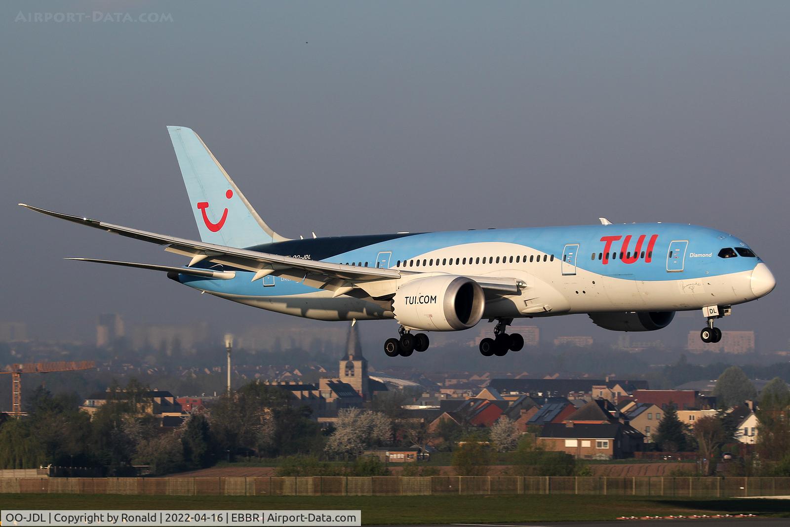 OO-JDL, 2013 Boeing 787-8 Dreamliner C/N 34425, at bru