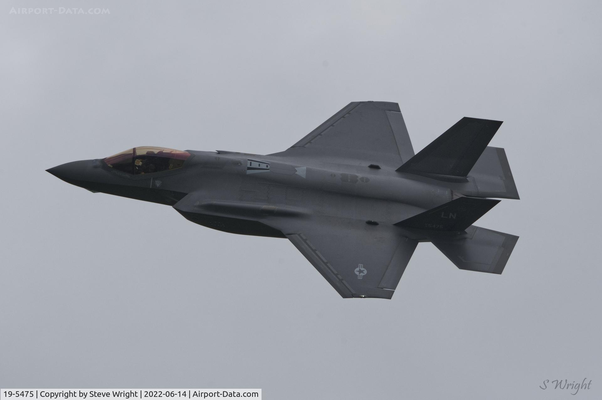19-5475, 2021 Lockheed Martin F-35A Lightning II C/N AF-303, Bwlch Oerdrws, Mach Loop Wales UK