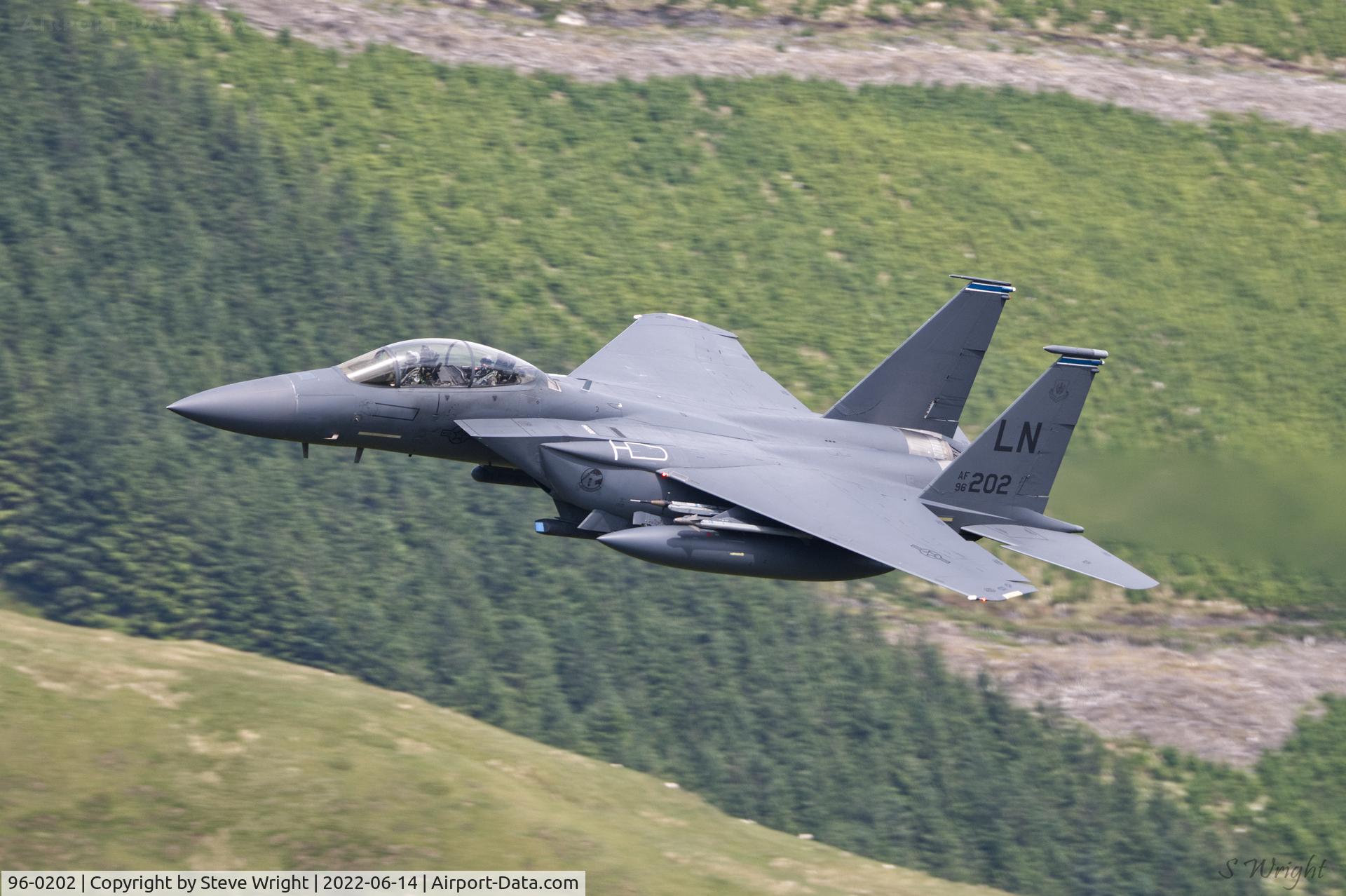 96-0202, 1996 McDonnell Douglas F-15E Strike Eagle C/N 1335/E212, Bwlch Oerdrws, Mach Loop Wales UK