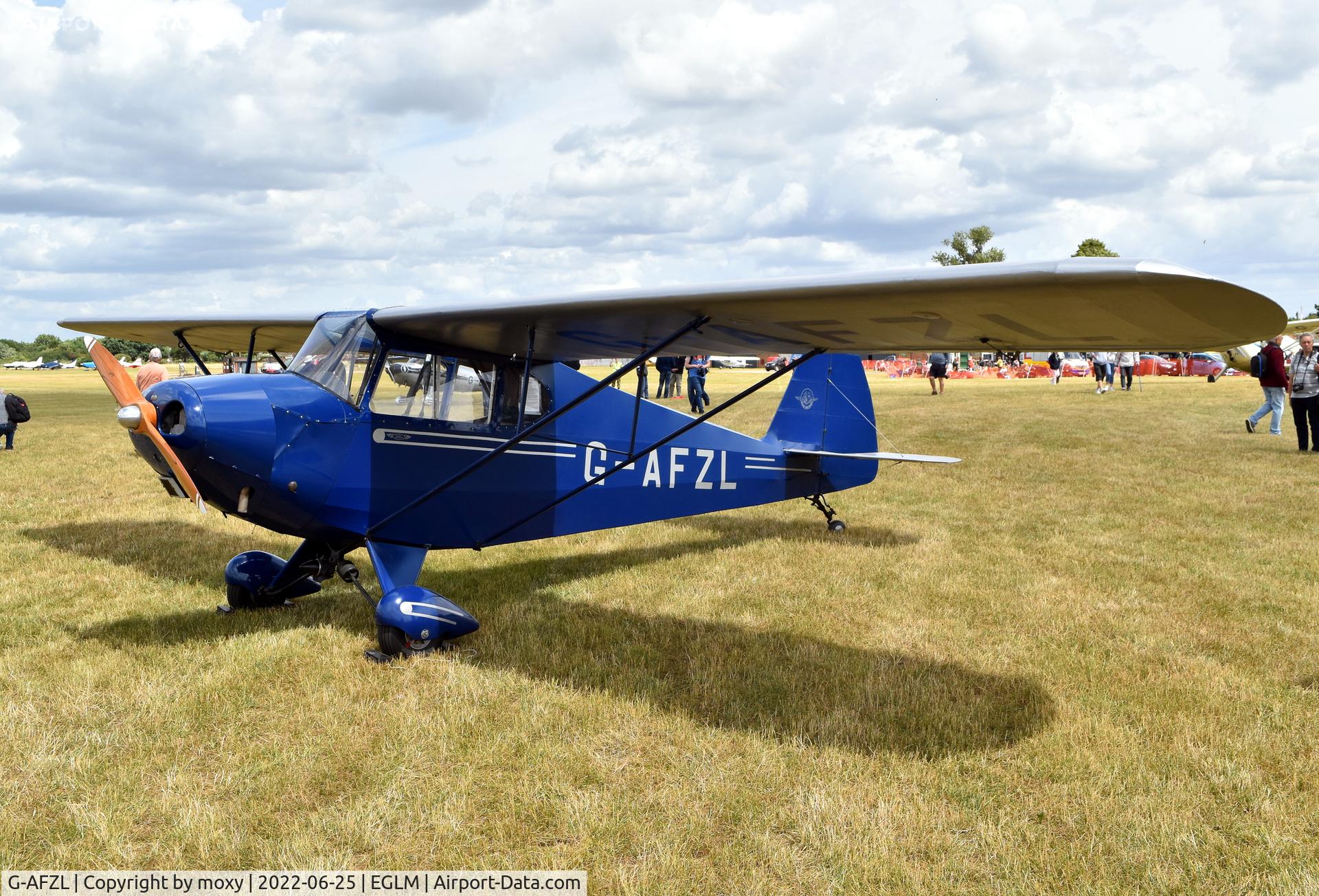 G-AFZL, 1939 Porterfield CP-50 Collegiate C/N 581, Porterfield CP-50 at White Waltham. Ex N25401