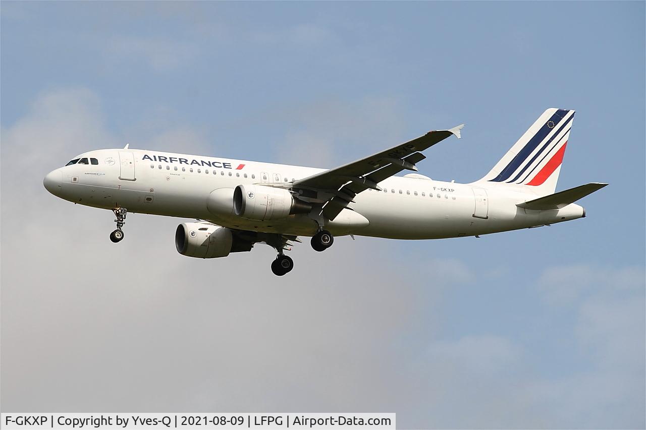 F-GKXP, 2008 Airbus A320-214 C/N 3470, Airbus A320-214, On final rwy 26L, Roissy Charles De Gaulle airport (LFPG-CDG)