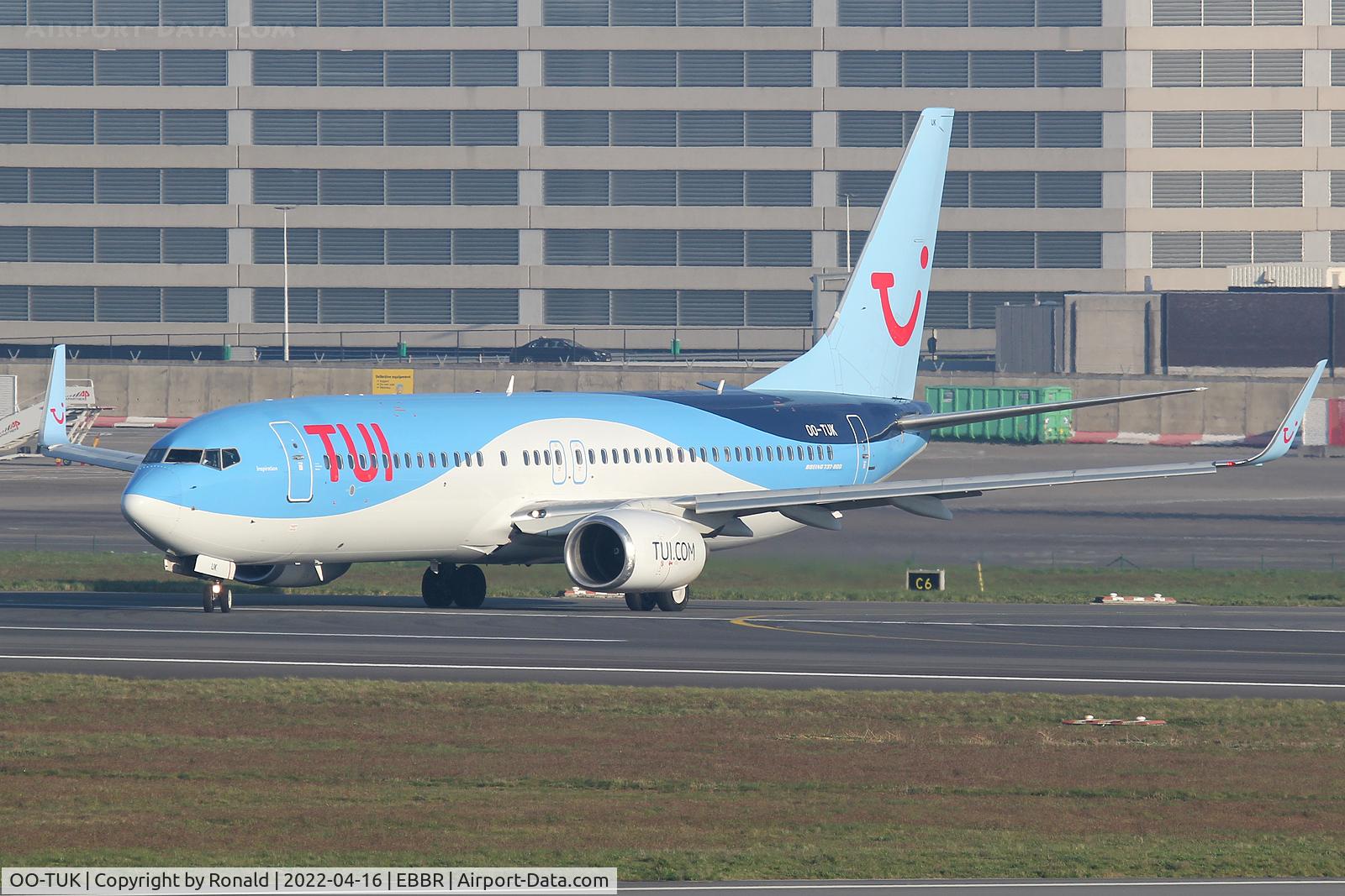 OO-TUK, 2011 Boeing 737-86J C/N 36119, at bru