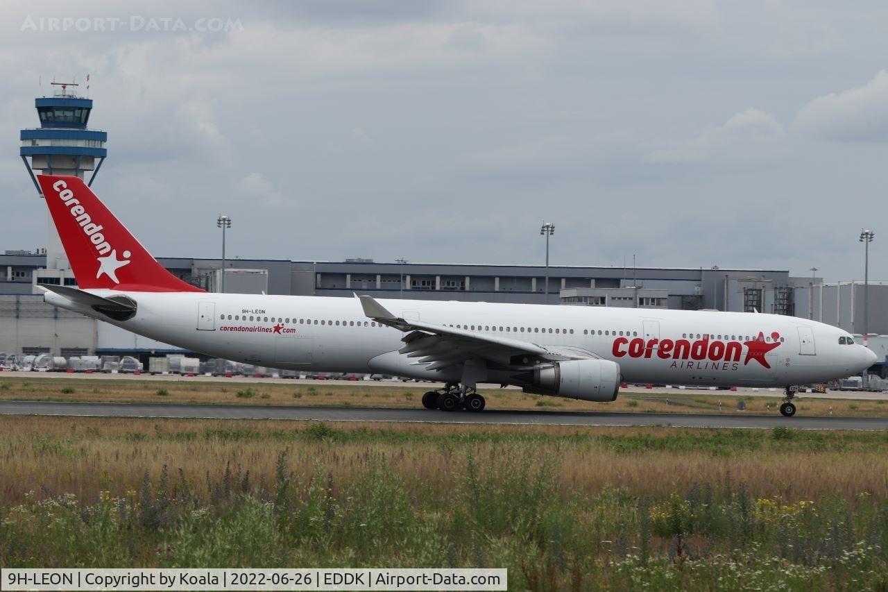 9H-LEON, 2006 Airbus A330-302 C/N 769, First pic in the database. Arrival from Antalya