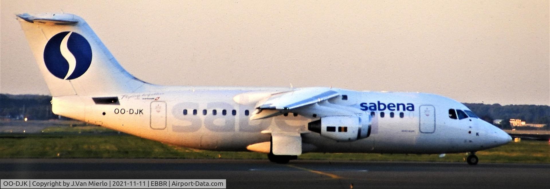 OO-DJK, 1995 British Aerospace Avro 146-RJ85 C/N E.2271, Leaving BRUCARGO slide scan