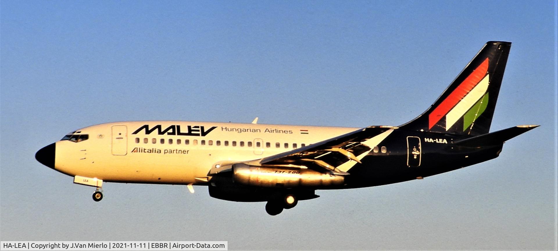 HA-LEA, 1979 Boeing 737-2Q8 C/N 21735, Slide scan