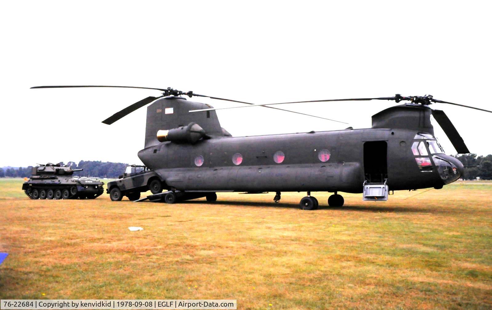 76-22684, 1976 Boeing Vertol CH-47C Chinook C/N B.725, At Farnborough International 1978.