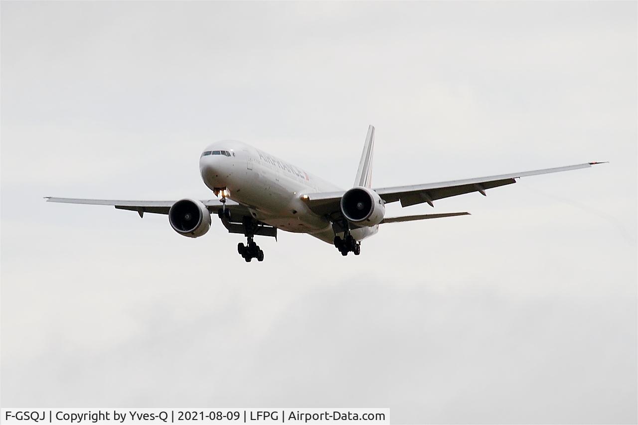 F-GSQJ, 2005 Boeing 777-328/ER C/N 32852, Boeing 777-328ER, Short approach rwy 26L, Roissy Charles De Gaulle airport (LFPG-CDG)