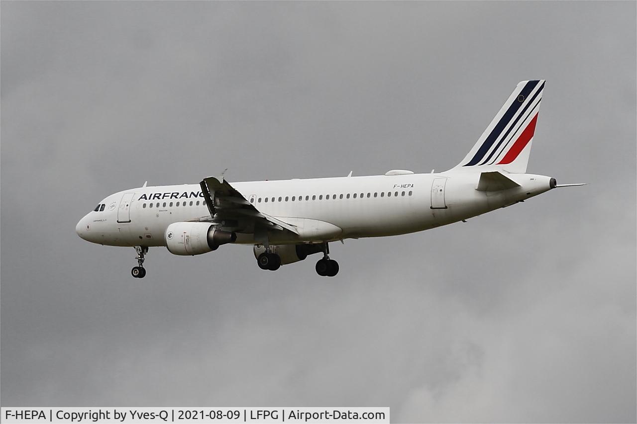 F-HEPA, 2009 Airbus A320-214 C/N 4139, Airbus A320-214, On final rwy 26L, Roissy Charles De Gaulle airport (LFPG-CDG)