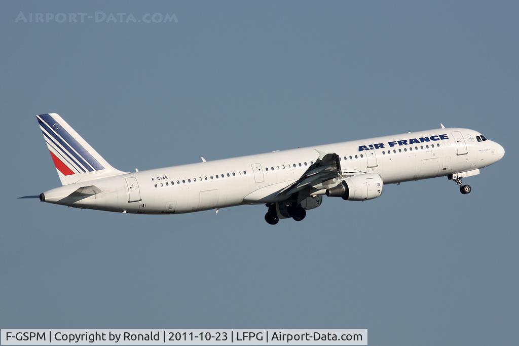 F-GSPM, 2000 Boeing 777-228/ER C/N 30456, at cdg