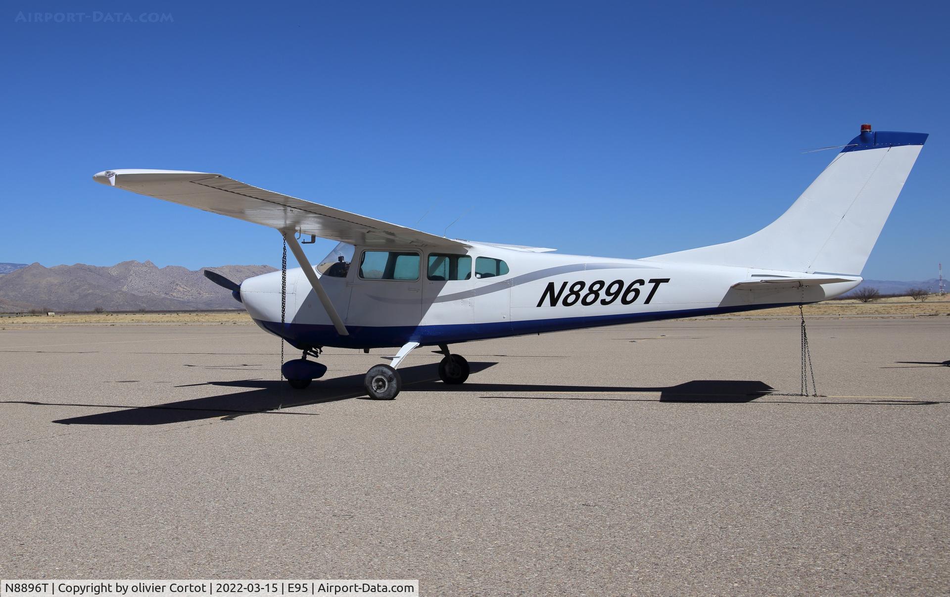 N8896T, 1960 Cessna 182C Skylane C/N 52796, march 2022