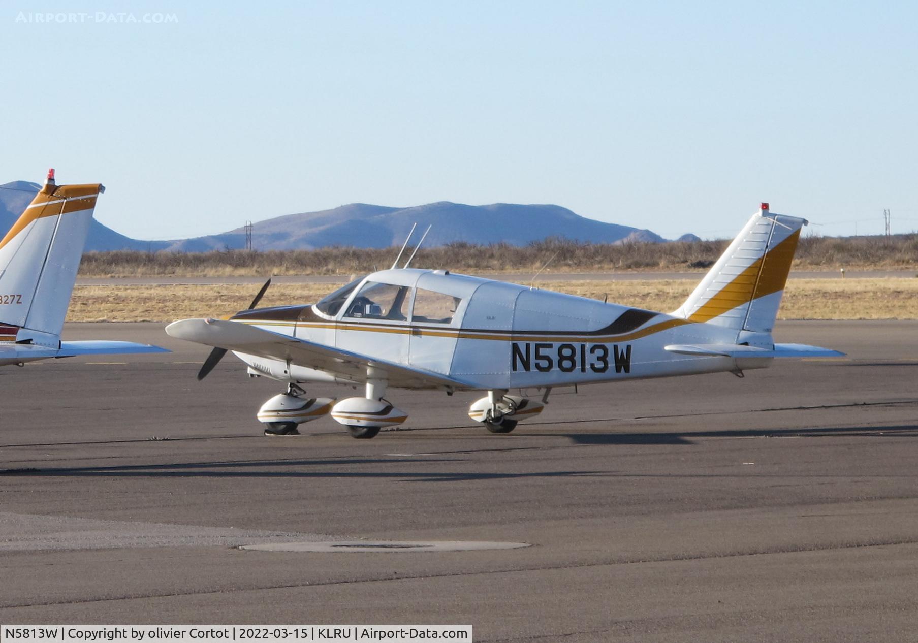 N5813W, 1964 Piper PA-28-160 Cherokee C/N 28-1954, march 2022