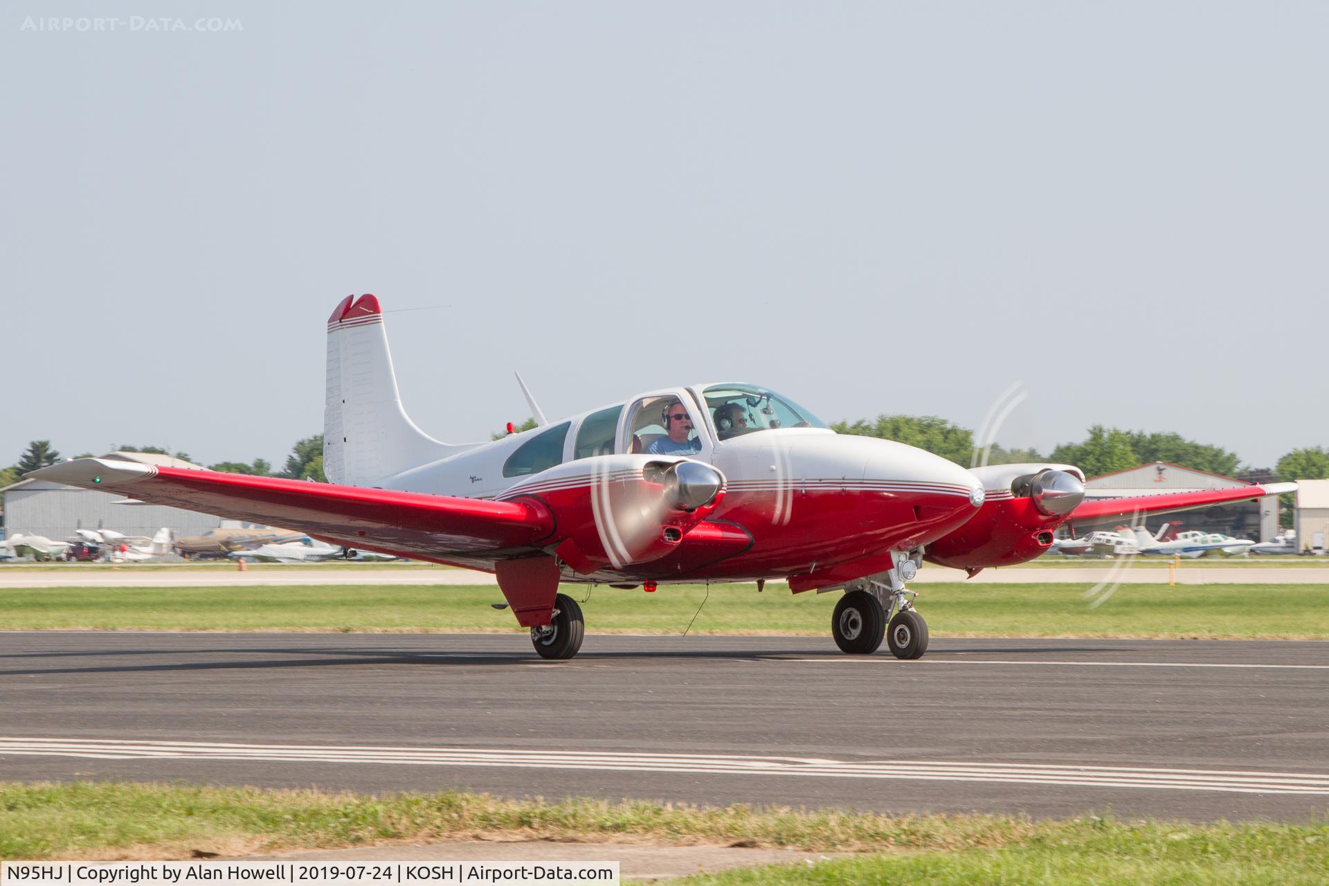 N95HJ, 1965 Beech D95A C/N TD-615, At AirVenture 2019