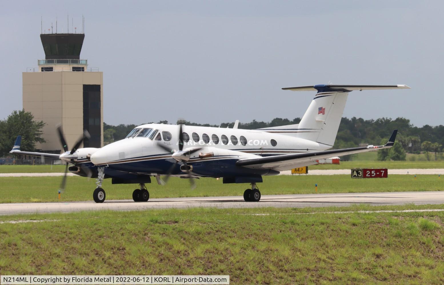 N214ML, 2006 Beech Super King Air 350 C/N FL-475, Special Olympics 2022