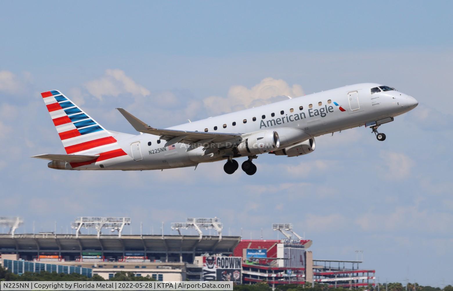 N225NN, 2016 Embraer 175LR (ERJ-170-200LR) C/N 17000537, TPA 2022