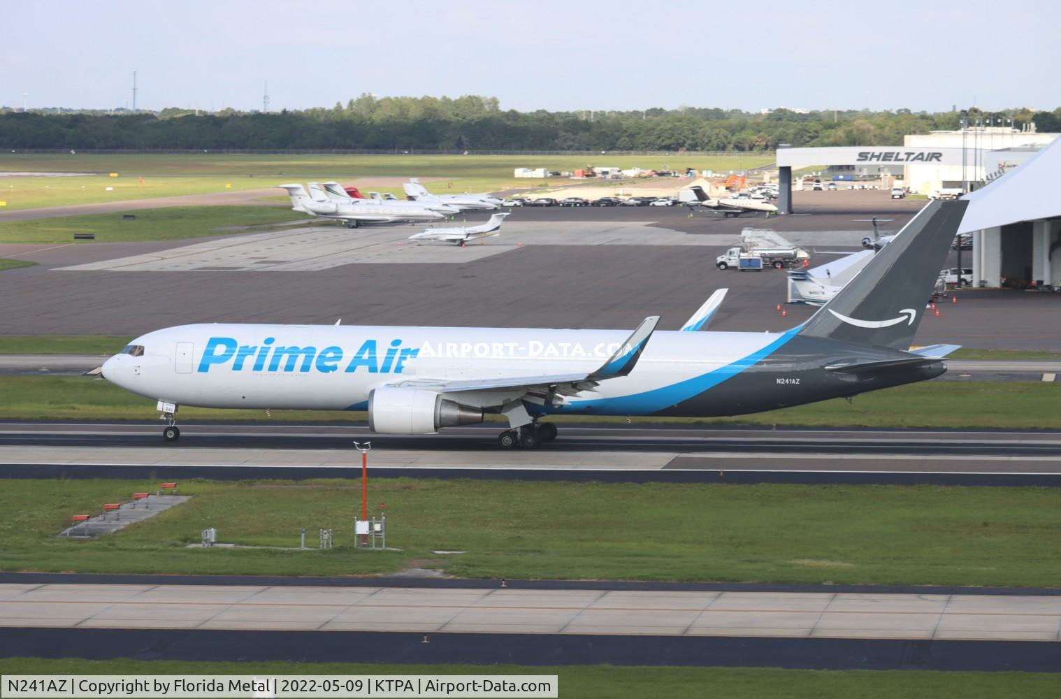 N241AZ, 1995 Boeing 767-323 C/N 27451, Amazon