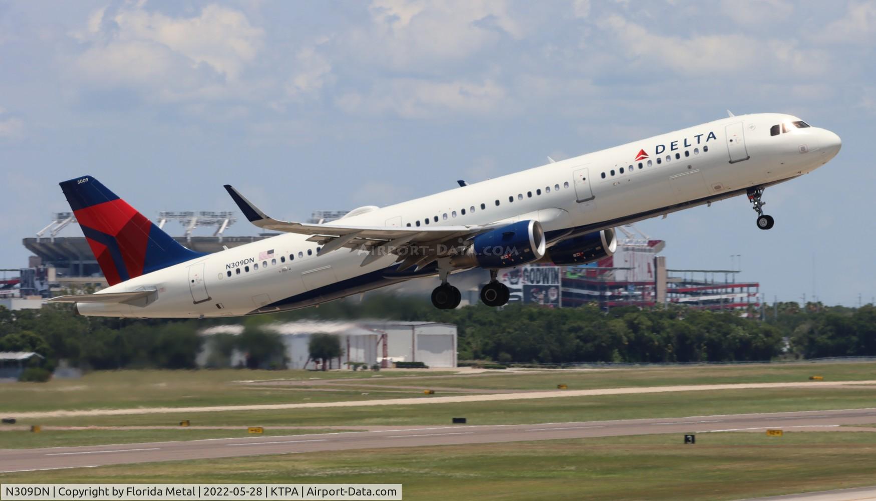 N309DN, 2016 Airbus A321-211 C/N 7268, TPA 2022