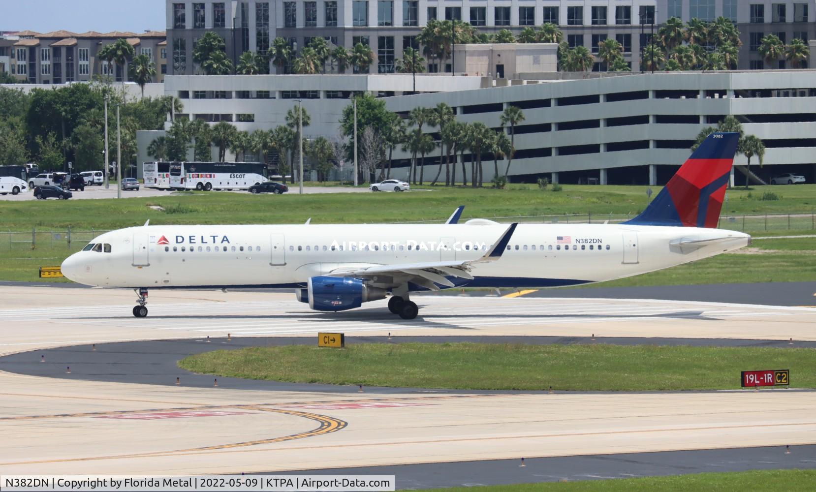 N382DN, 2019 Airbus A321-211 C/N 8854, TPA 2022