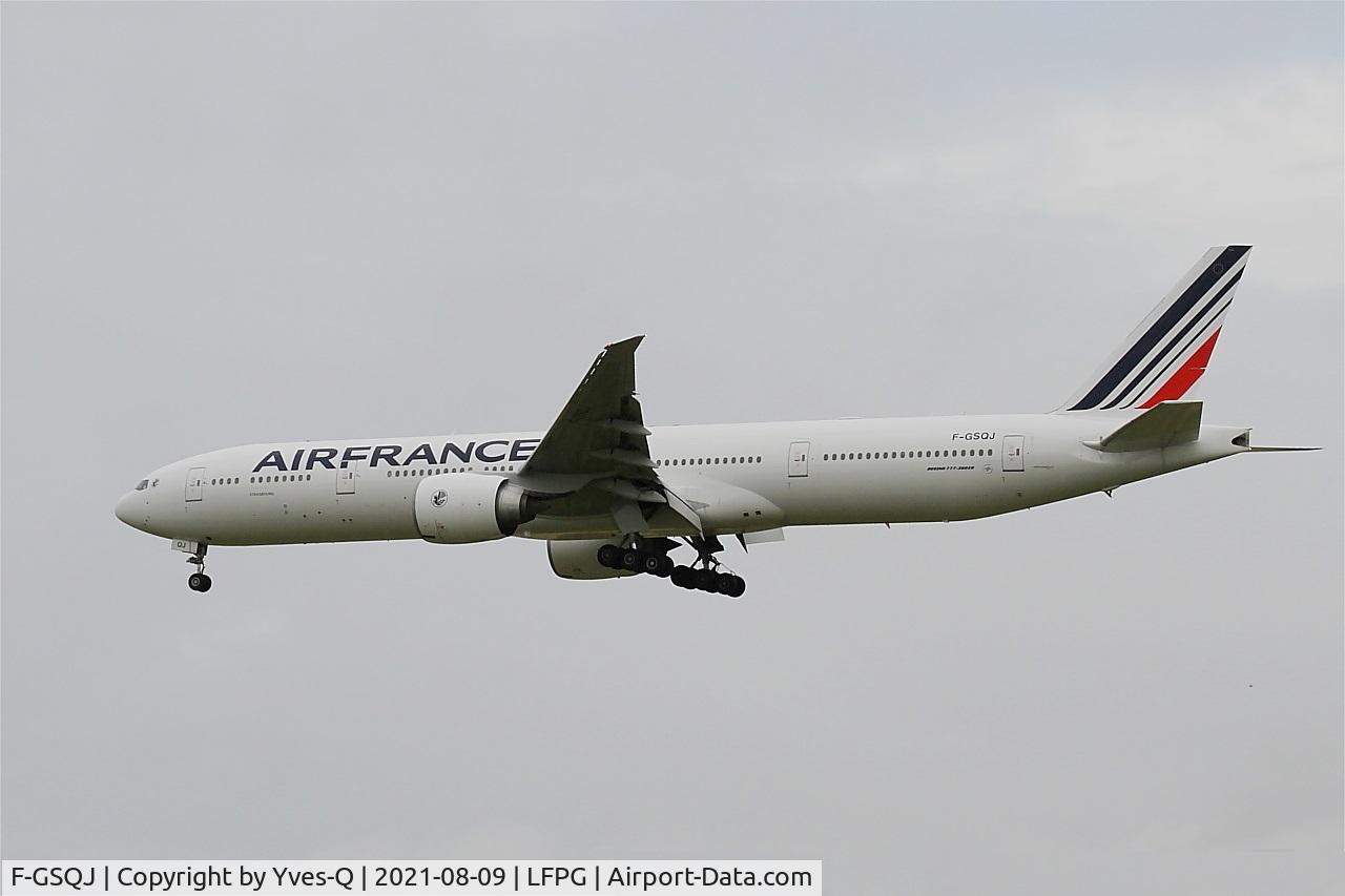 F-GSQJ, 2005 Boeing 777-328/ER C/N 32852, Boeing 777-328ER, On final rwy 26L, Roissy Charles De Gaulle airport (LFPG-CDG)