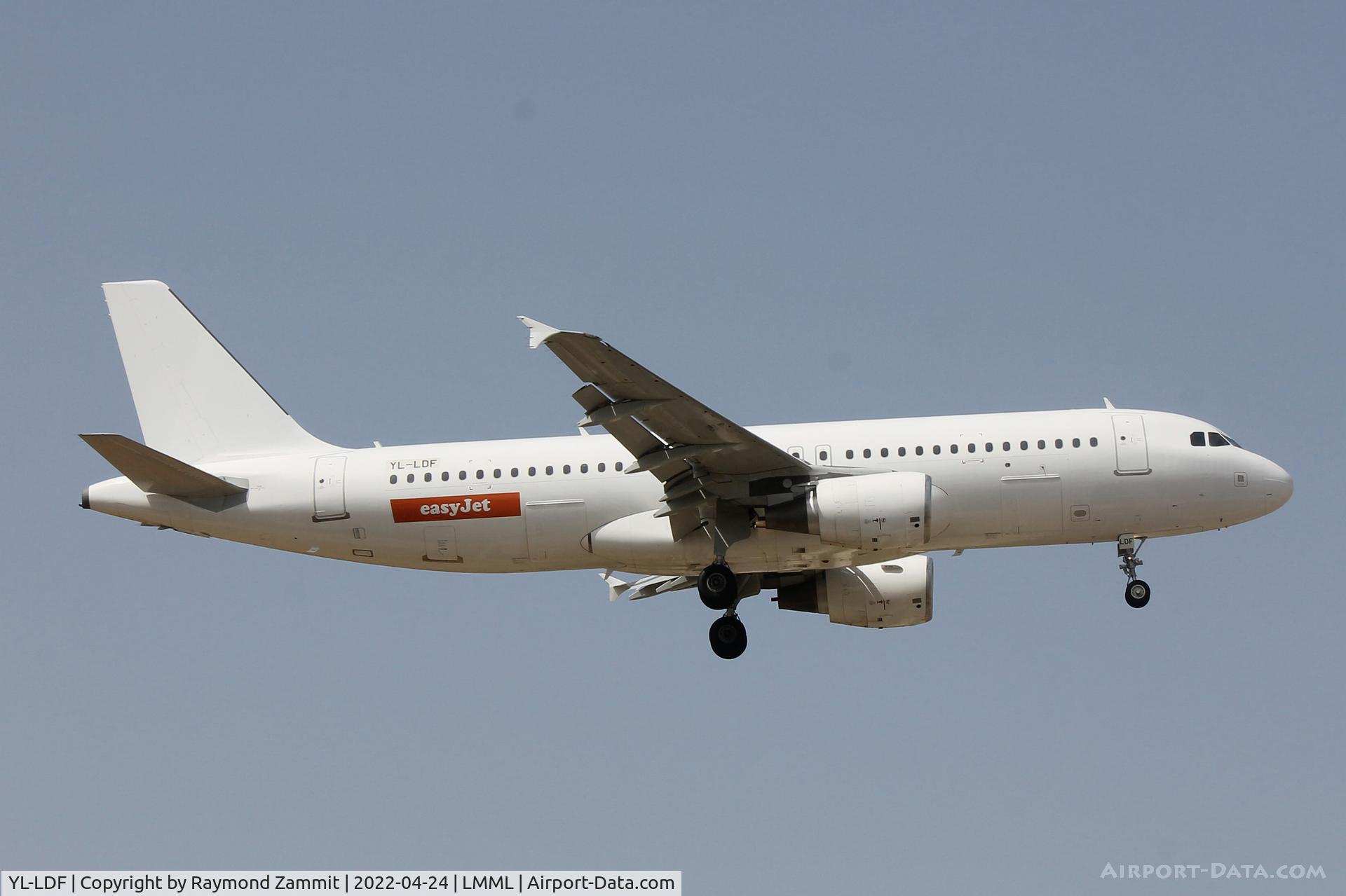 YL-LDF, 2009 Airbus A320-214 C/N 4061, A320 YL-LDF Easyjet