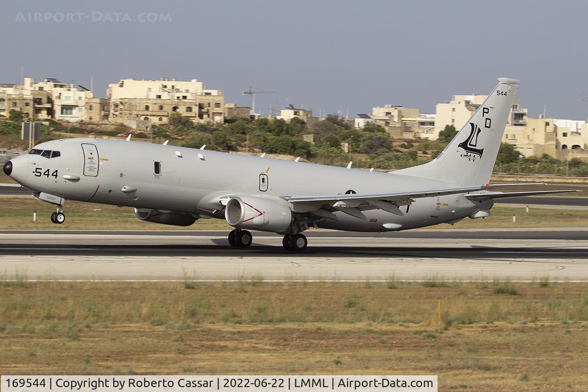 169544, 2018 Boeing P-8A Poseidon C/N 64075, Runway 31