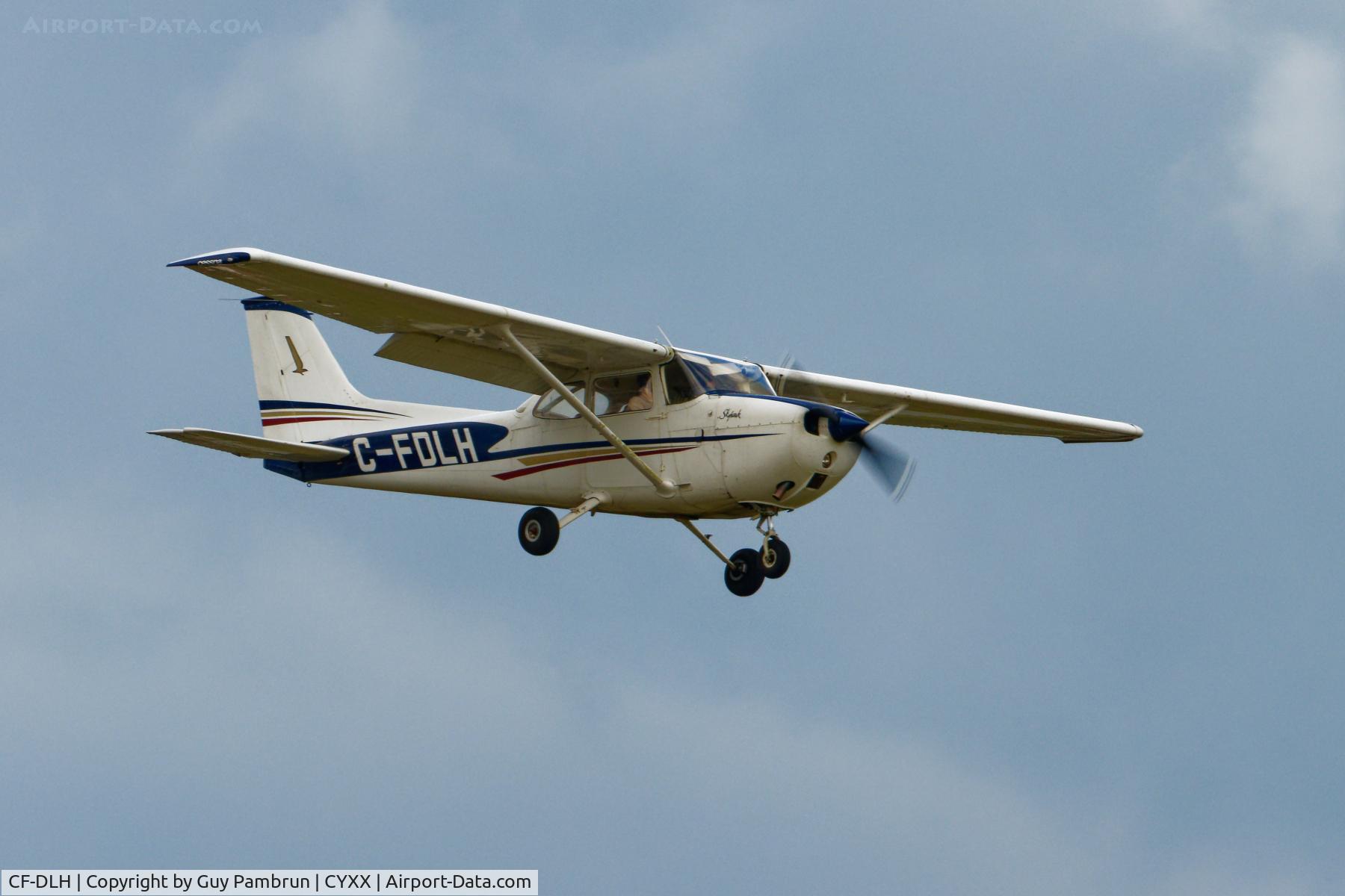 CF-DLH, 1973 Cessna 172M Skyhawk C/N 17262086, Landing on 19