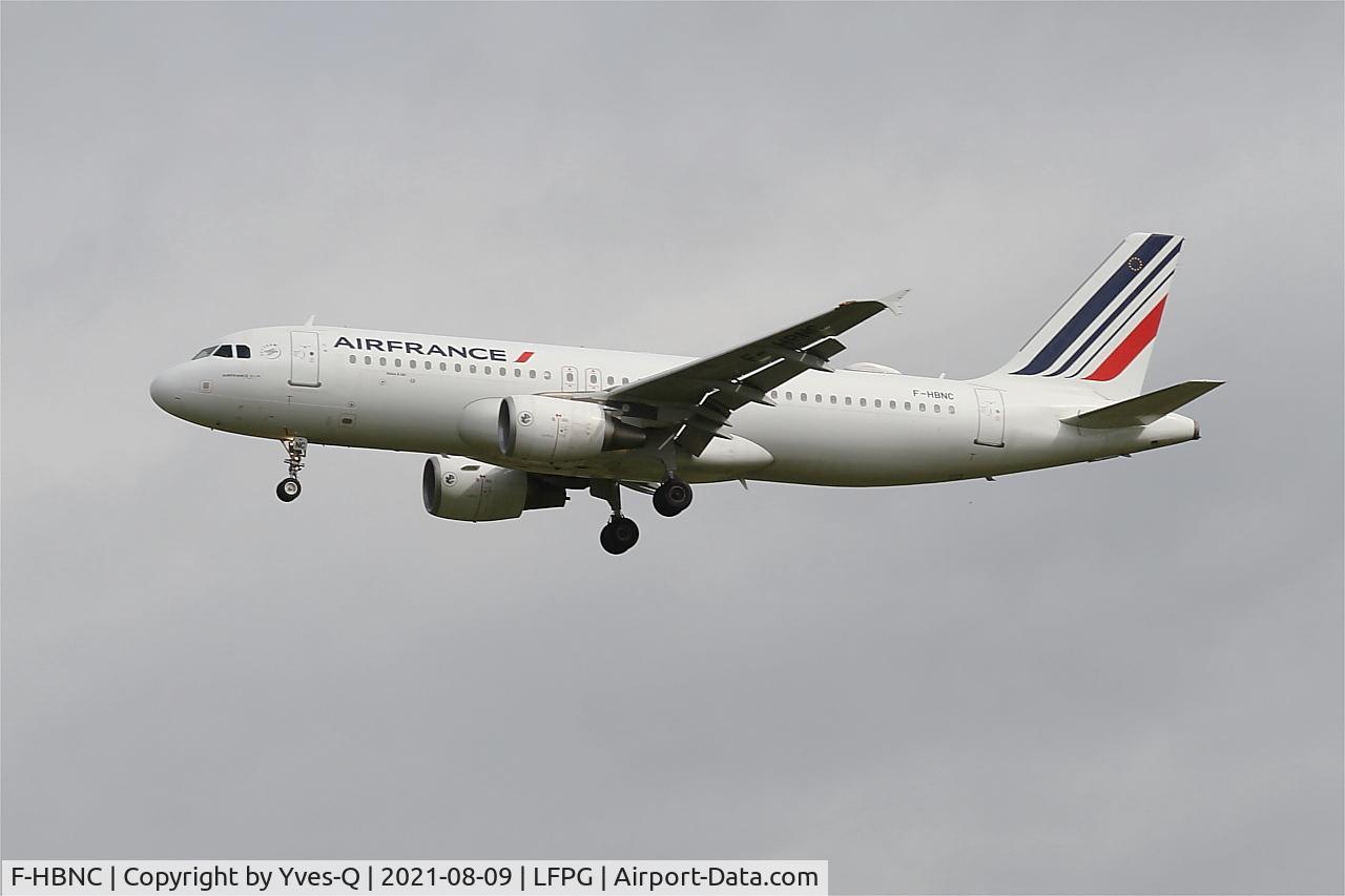 F-HBNC, 2010 Airbus A320-214 C/N 4601, Airbus A320-214, On final rwy 26L, Roissy Charles De Gaulle airport (LFPG-CDG)