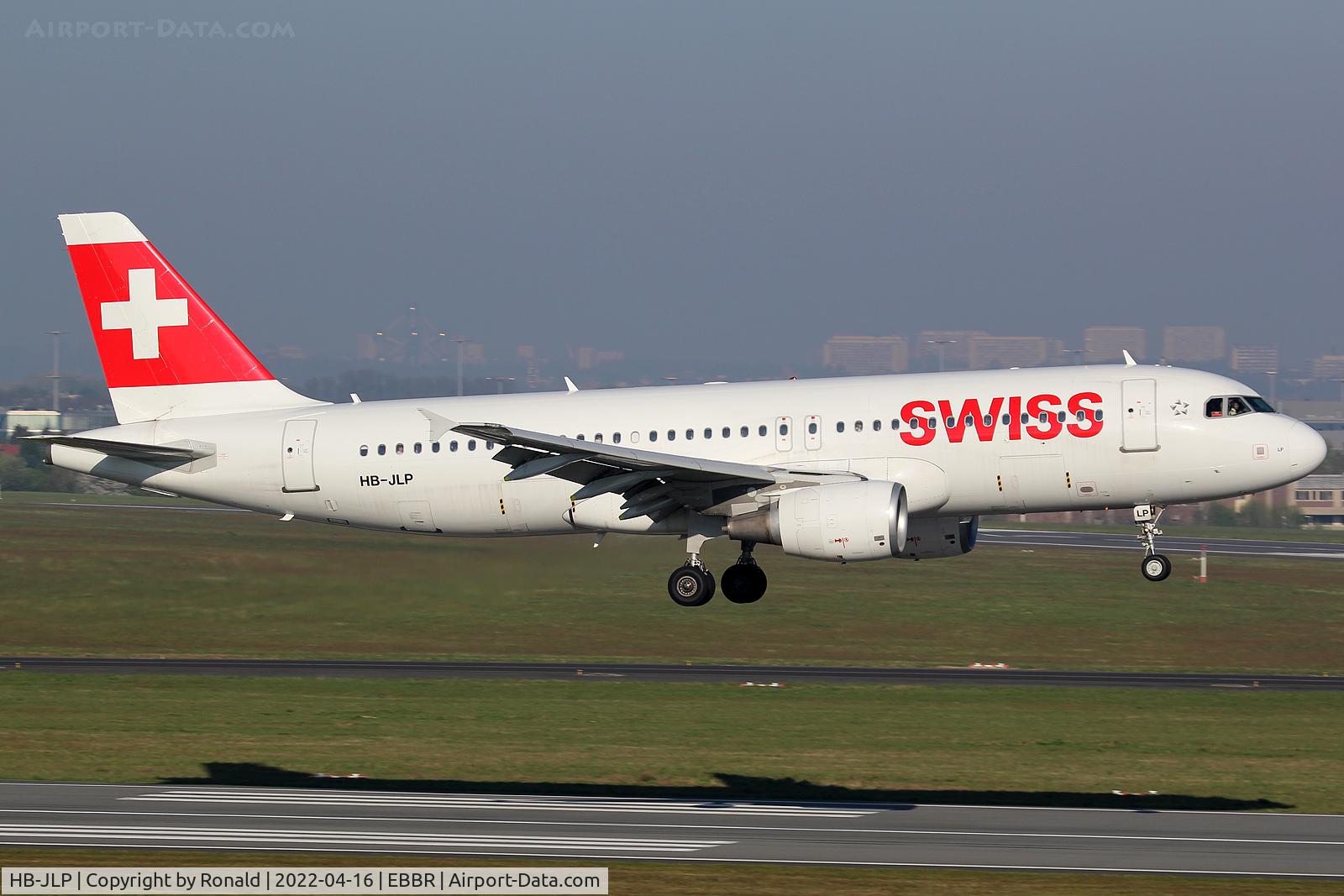 HB-JLP, 2011 Airbus A320-214 C/N 4618, at bru