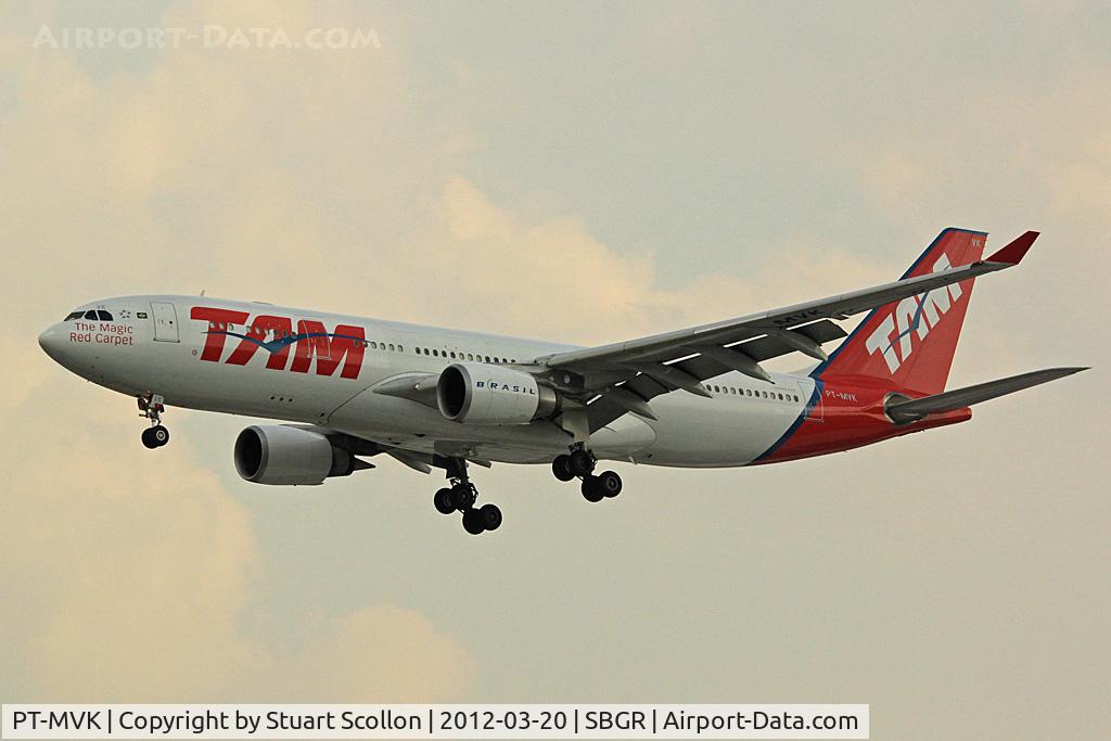 PT-MVK, 2002 Airbus A330-203 C/N 486, TAM GRU
