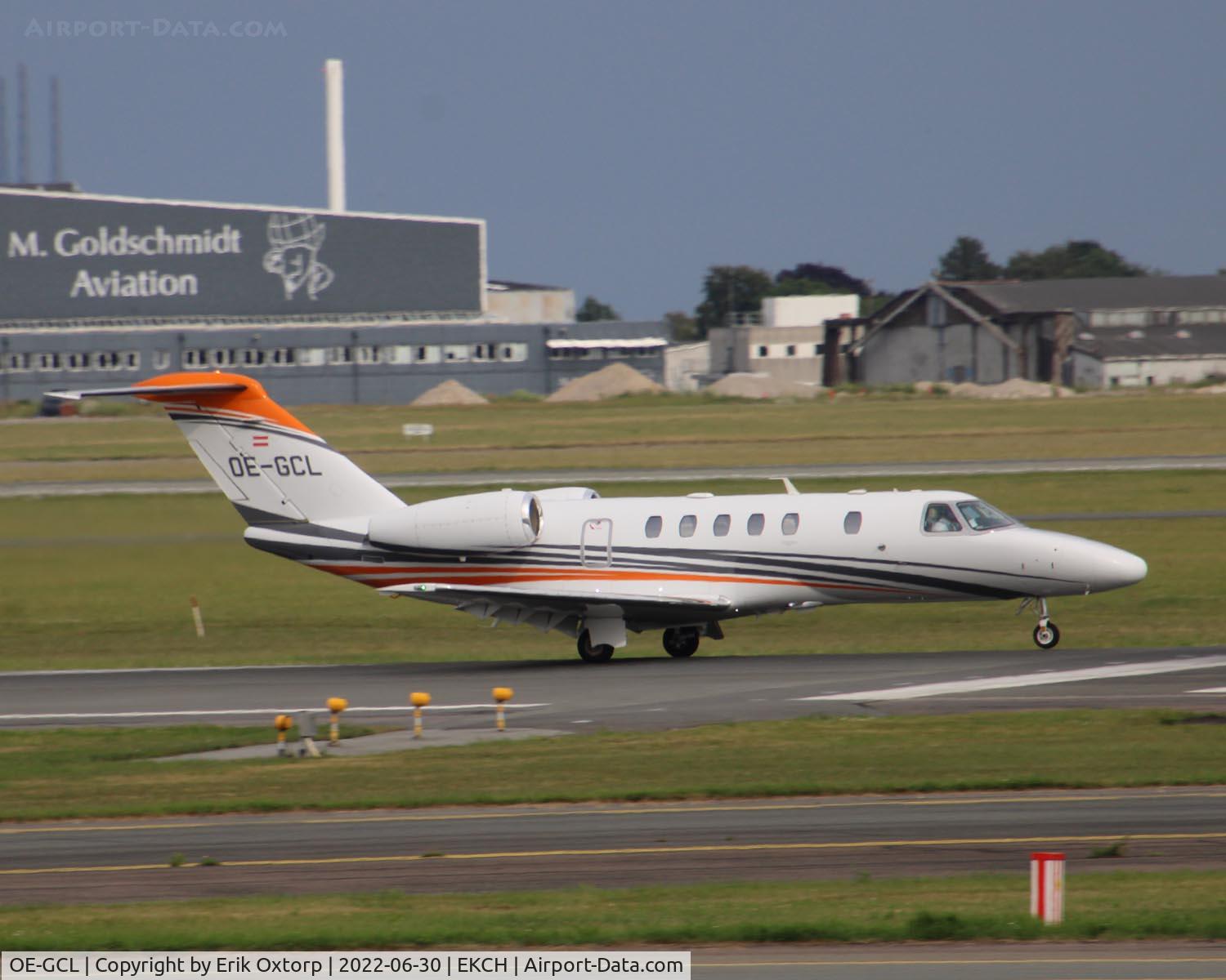 OE-GCL, Cessna 525 Citation Jet CJ4 C/N 525C - 0327, OE-GCL taking off rw 22R