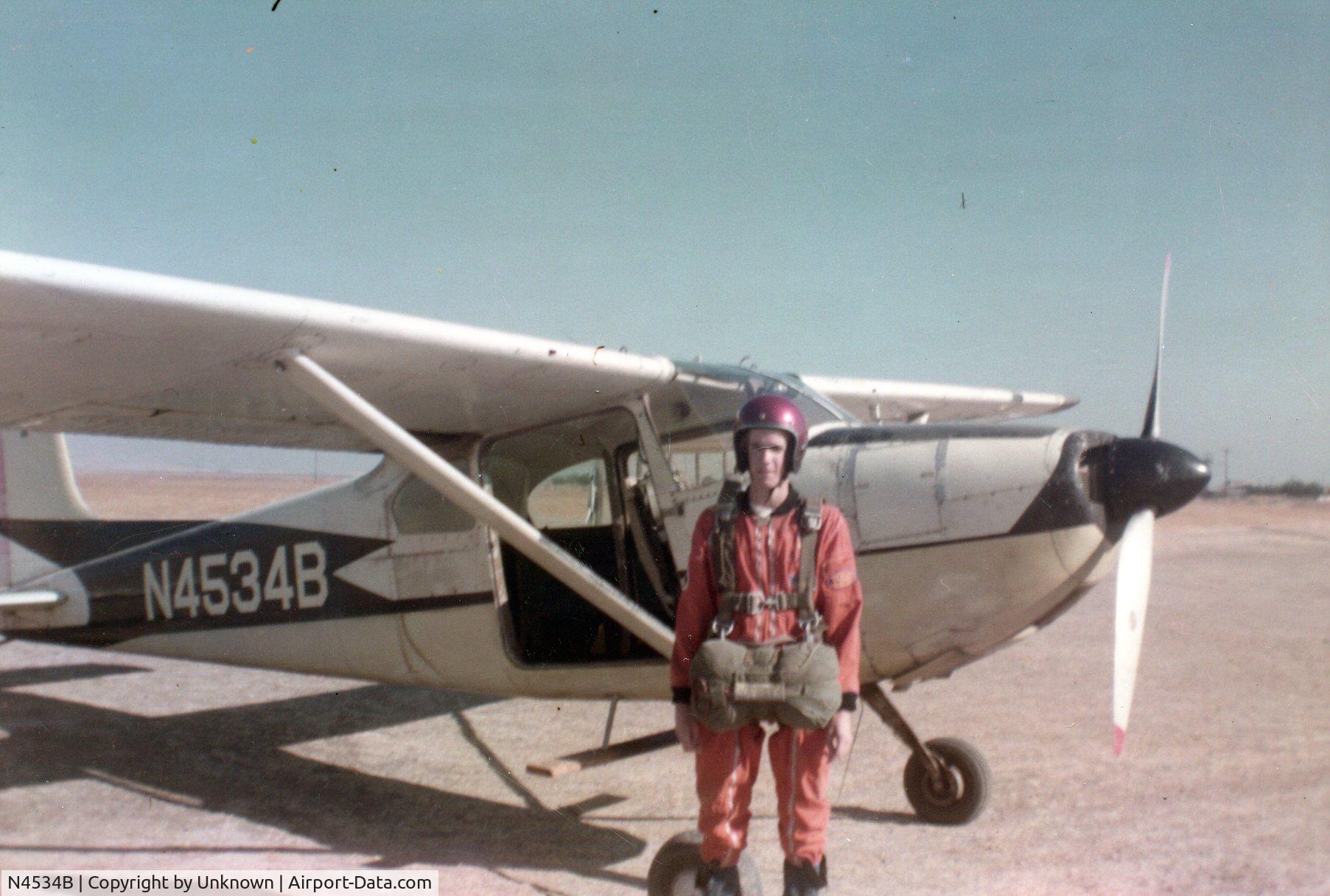 N4534B, 1955 Cessna 180 C/N 31433, Aircraft was used for teaching skydiving around the Bay Area.