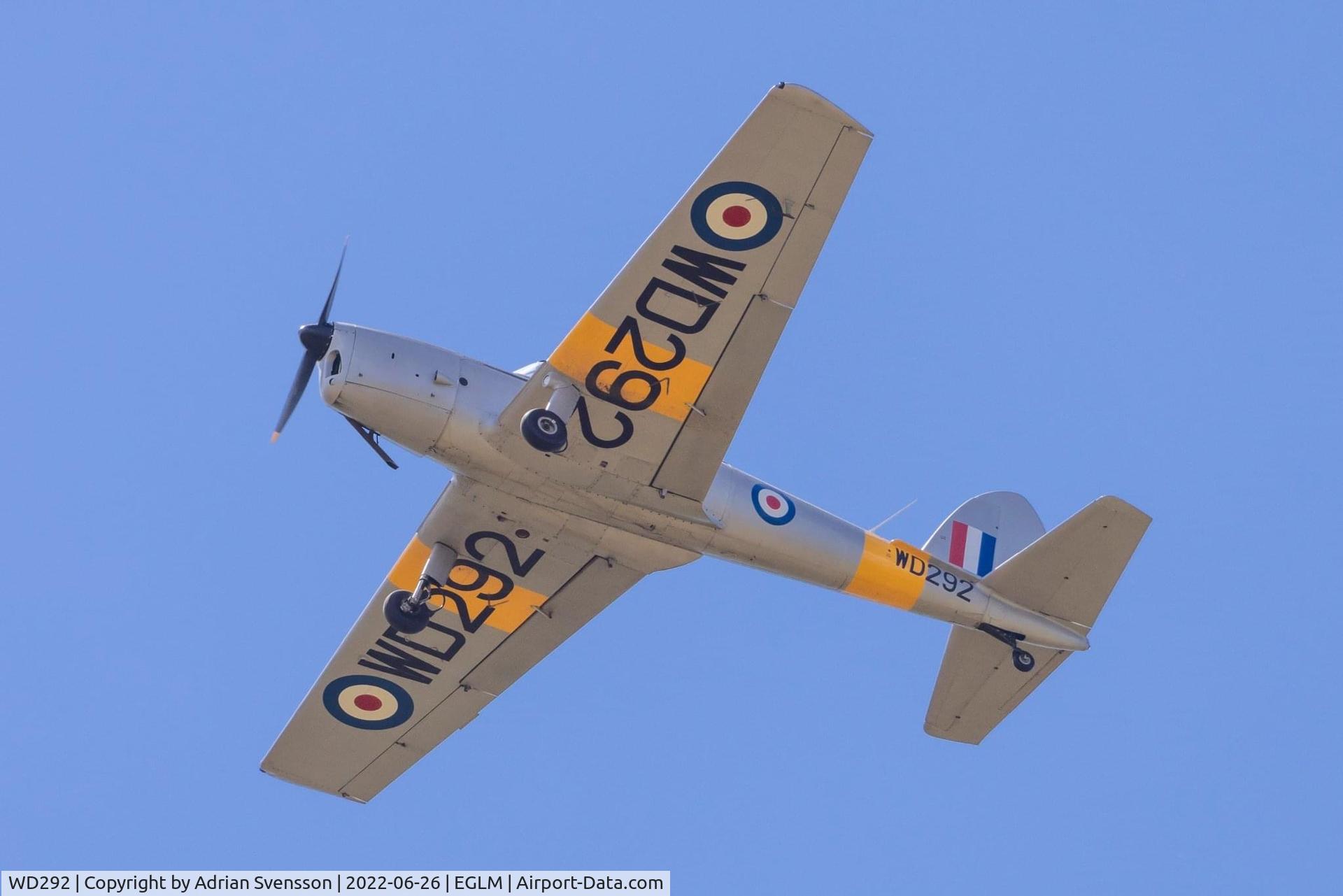 WD292, 1950 De Havilland DHC-1 Chipmunk T.10 C/N C1/0232, WD292 in flight.