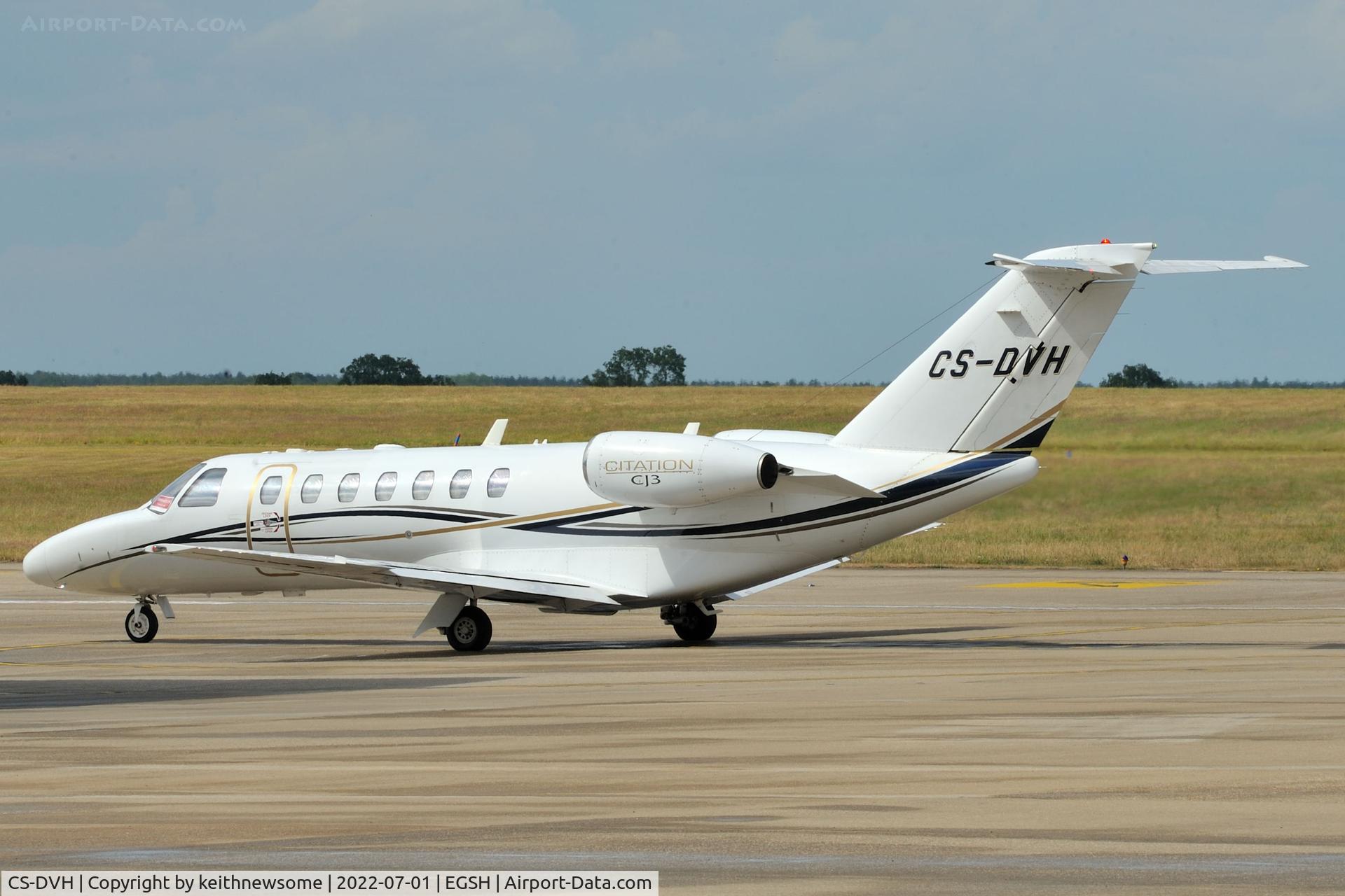 CS-DVH, 2006 Cessna 525B CitationJet CJ3 C/N 525B-0101, Leaving Norwich.