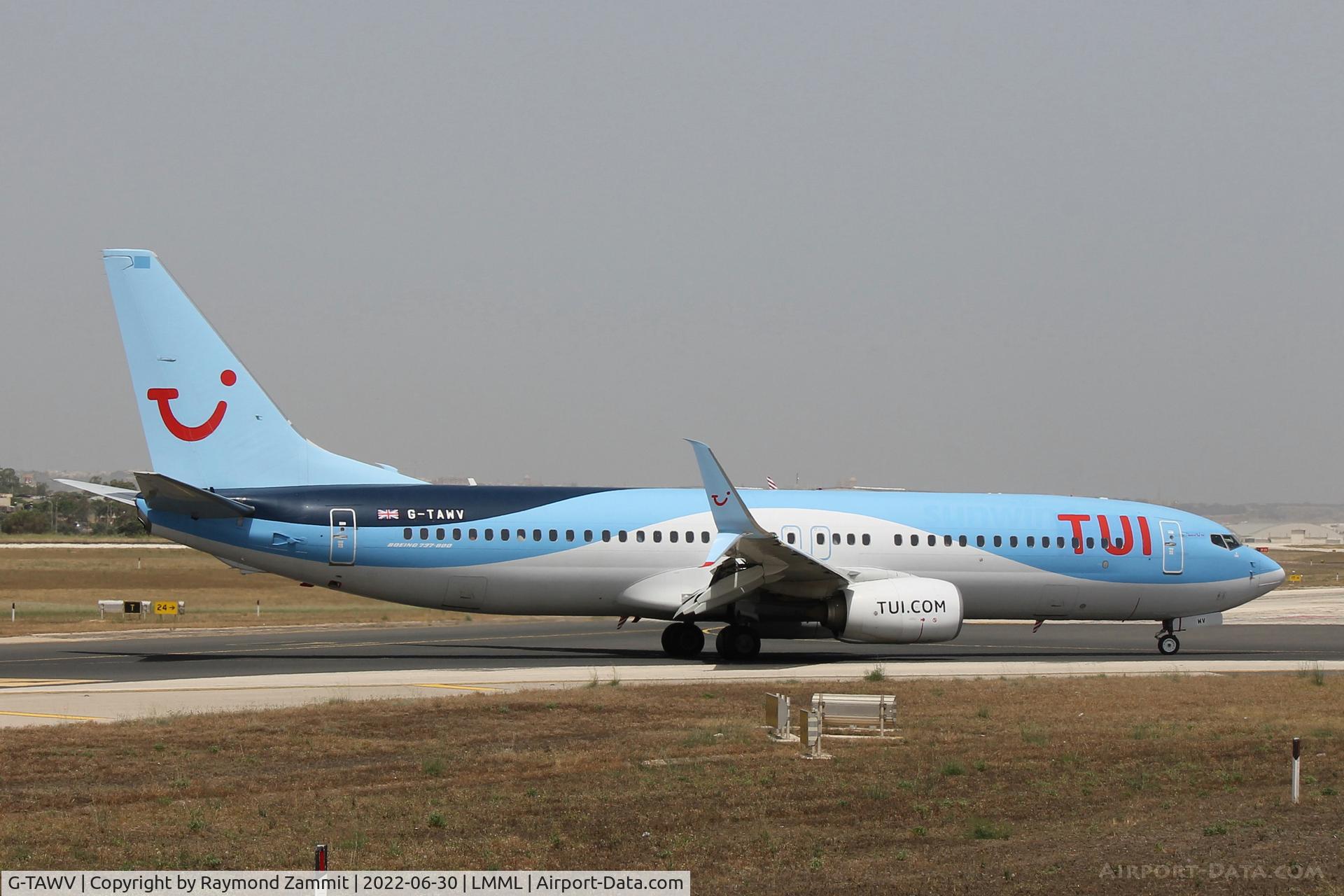 G-TAWV, 2015 Boeing 737-8K5 C/N 41662, B737-800 G-TAWV TUI Fly