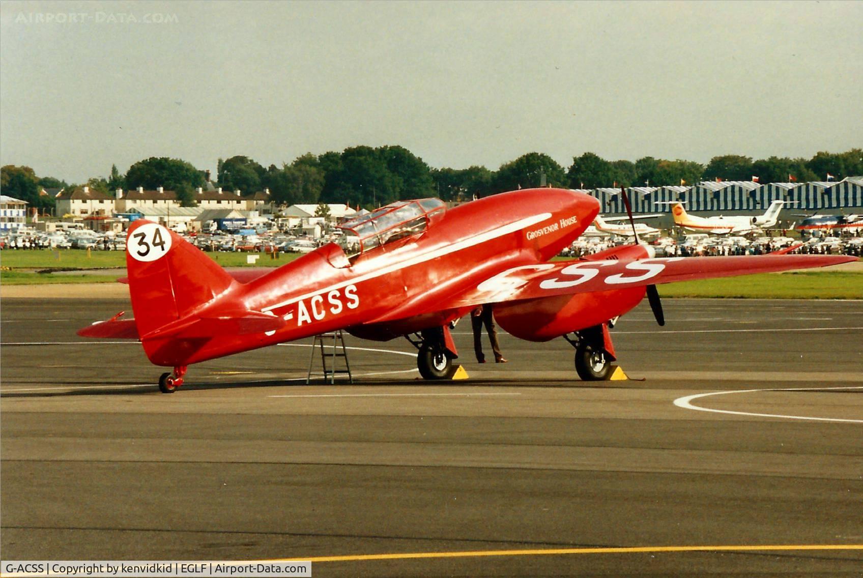 G-ACSS, 1934 De Havilland DH-88 Comet C/N 1996, At the 1988 Farnborough International Air Show.