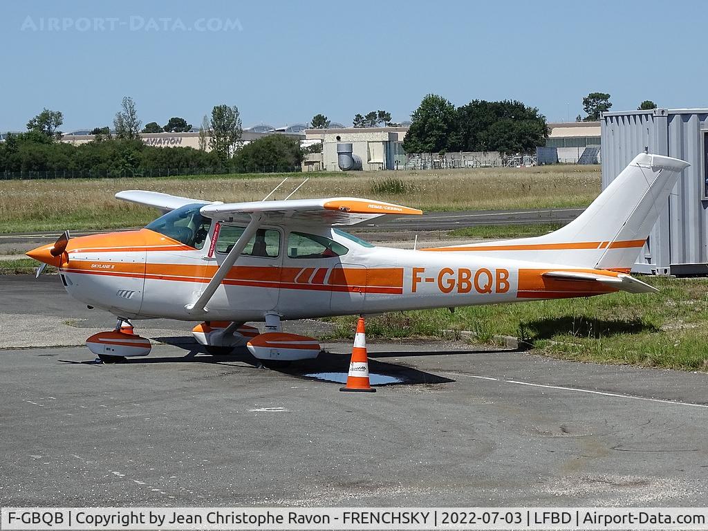 F-GBQB, Reims F182Q C/N 0104, Private