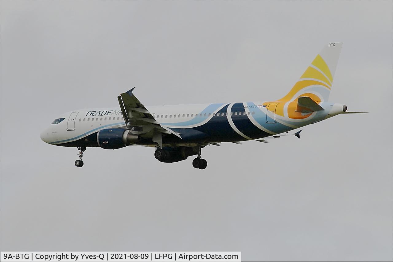 9A-BTG, 1998 Airbus A320-212 C/N 795, Airbus A320-212, On final rwy 26L, Roissy Charles De Gaulle airport (LFPG-CDG)
