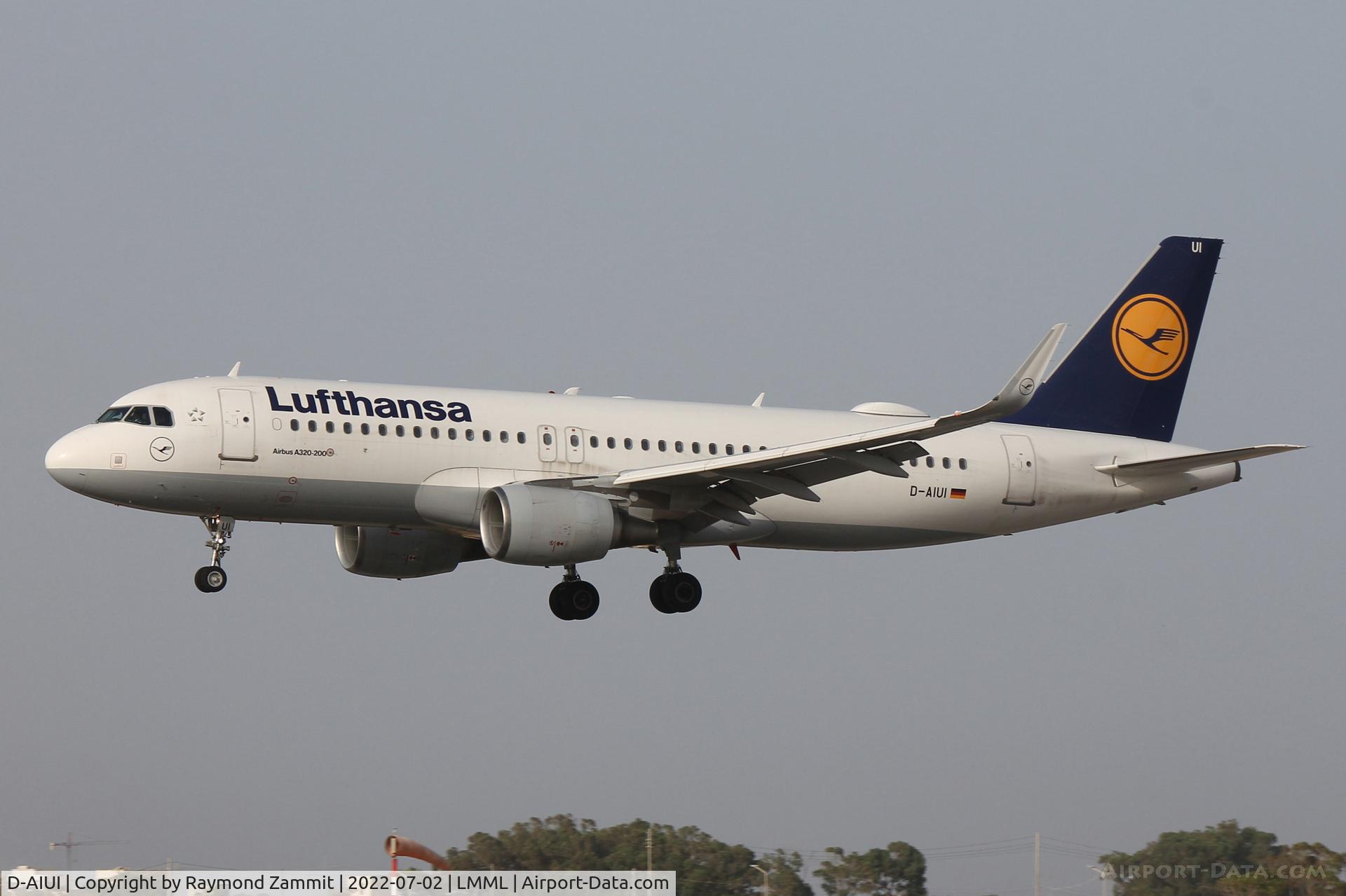 D-AIUI, 2014 Airbus A320-214 C/N 6265, A320 D-AIUI Lufthansa