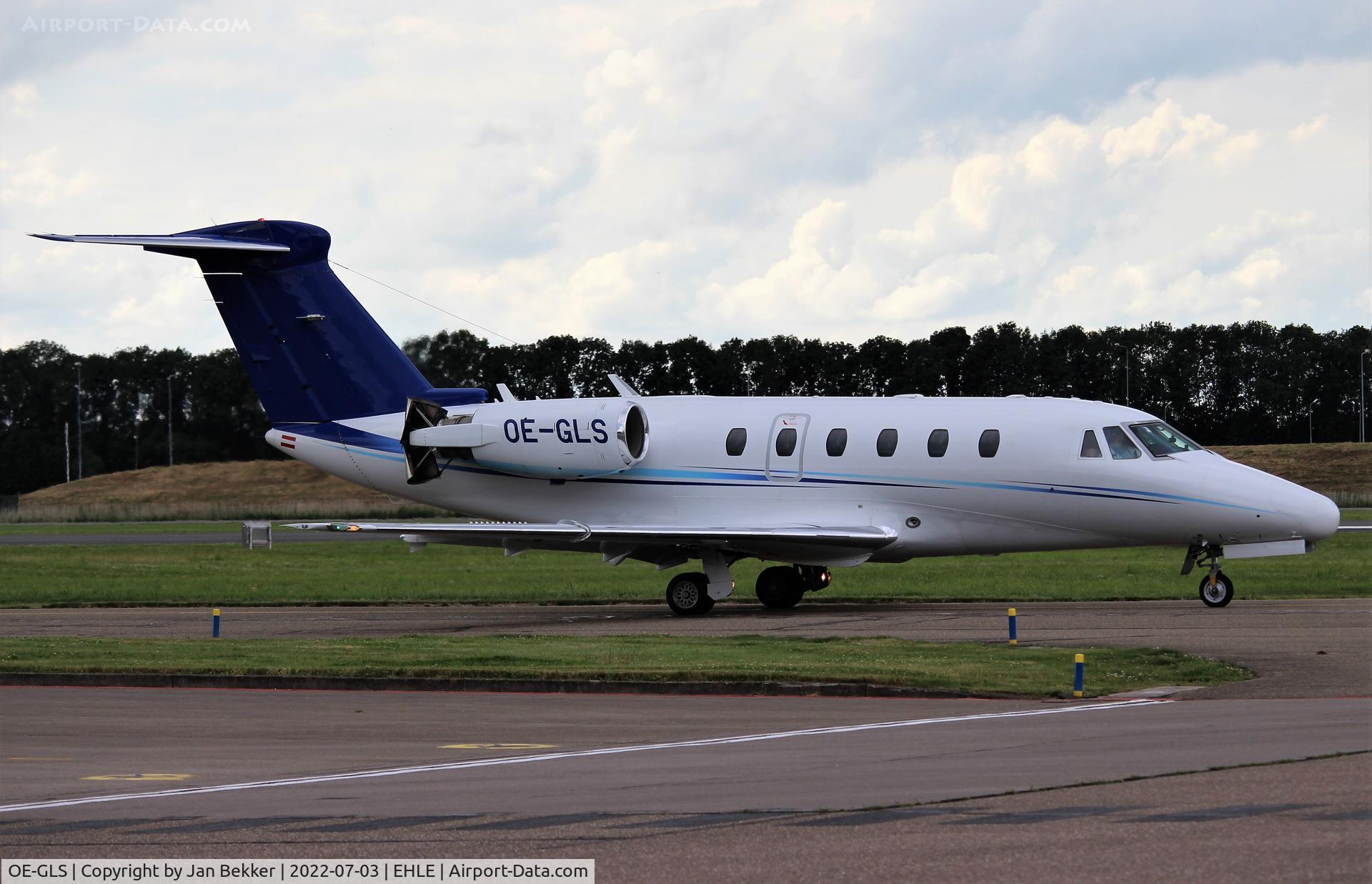 OE-GLS, 1999 Cessna 650 Citation VII C/N 650-7110, Lelystad Airport