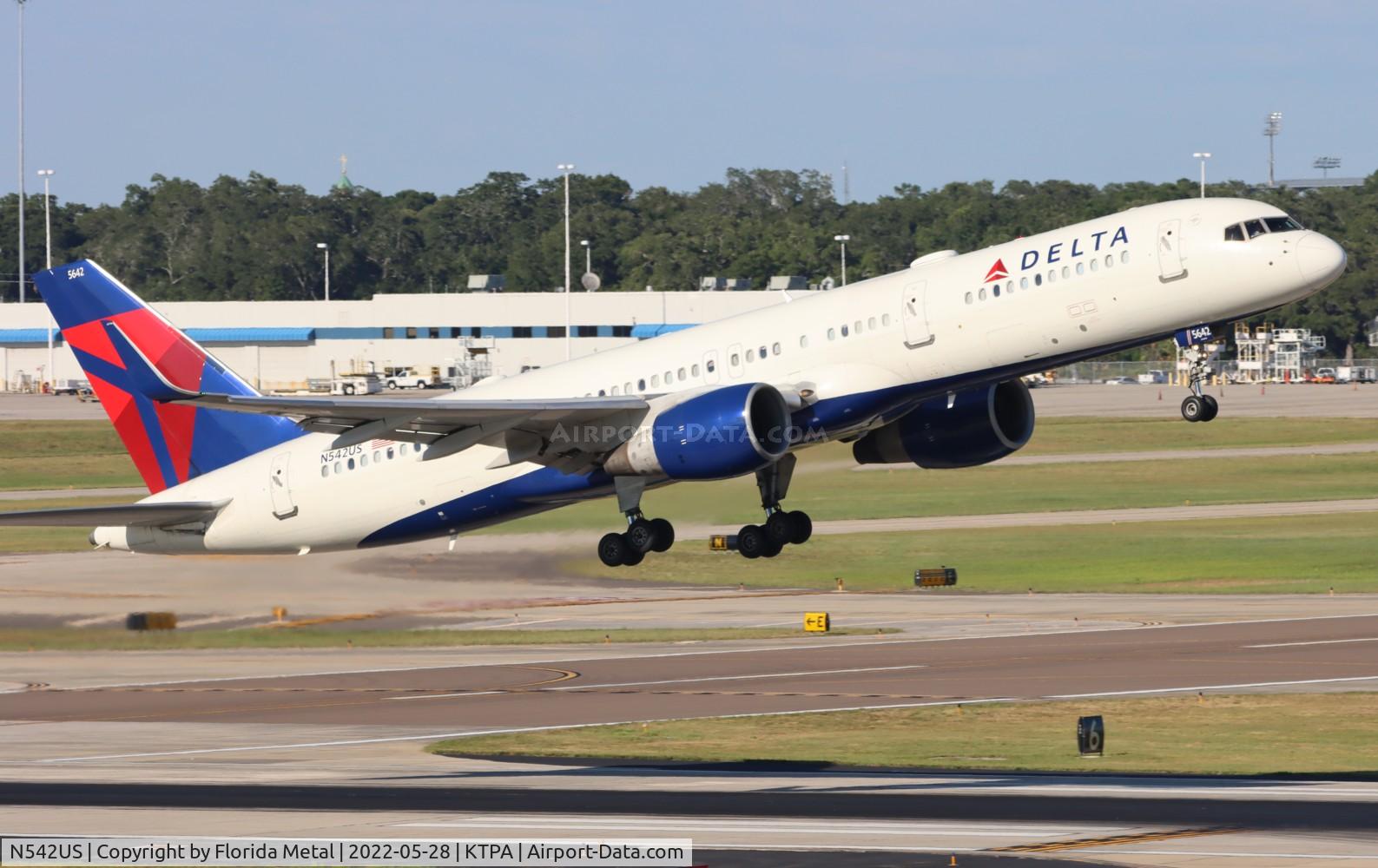N542US, 1996 Boeing 757-251 C/N 26489, TPA 2022