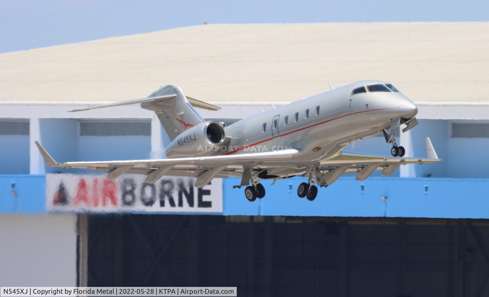 N545XJ, Bombardier Challenger 300 (BD-100-1A10) C/N 20278, TPA 2022
