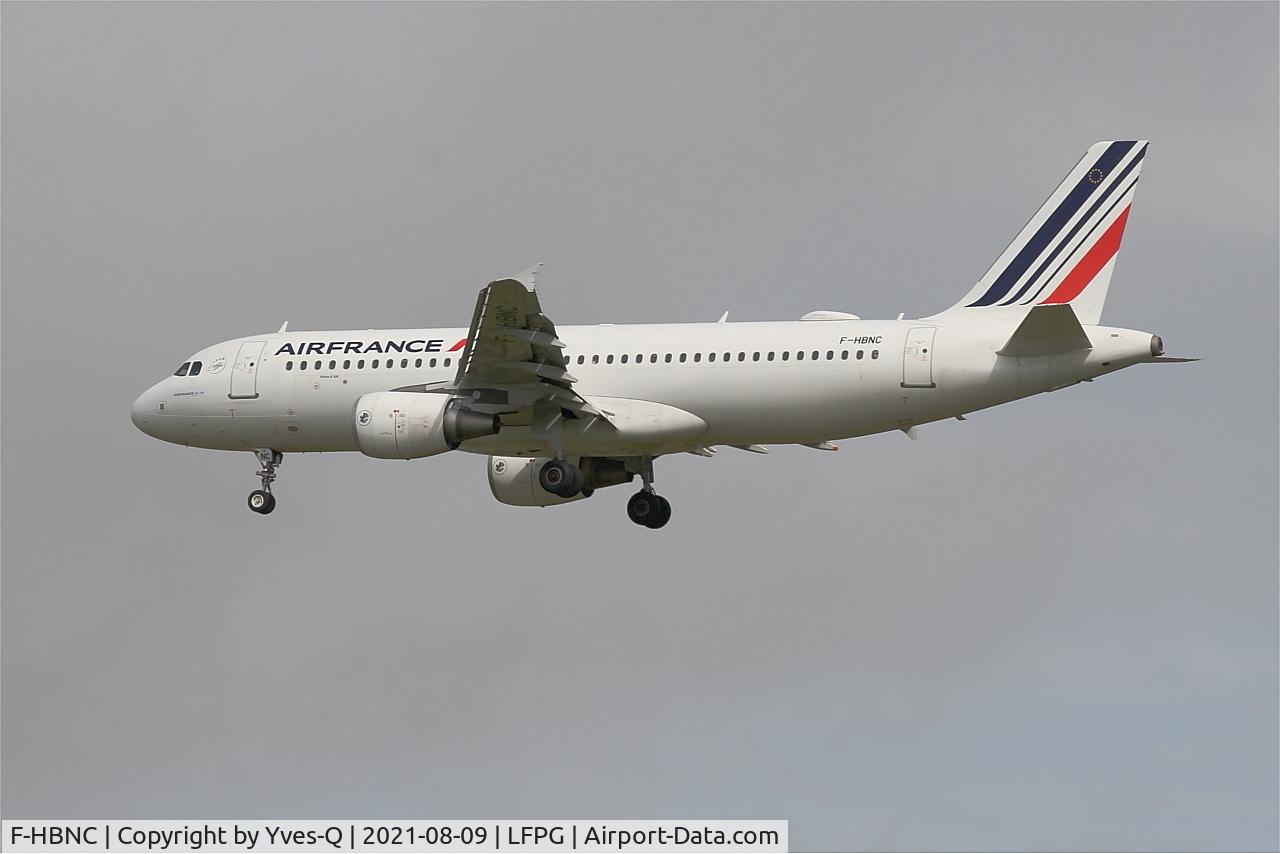 F-HBNC, 2010 Airbus A320-214 C/N 4601, Airbus A320-214, On final rwy 26L, Roissy Charles De Gaulle airport (LFPG-CDG)