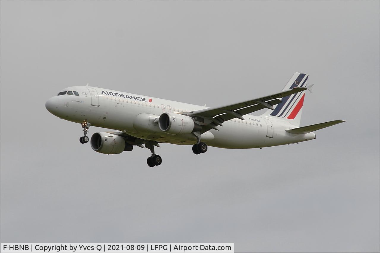 F-HBNB, 2010 Airbus A320-214 C/N 4402, Airbus A320-214, On final rwy 26L, Roissy Charles De Gaulle airport (LFPG-CDG)