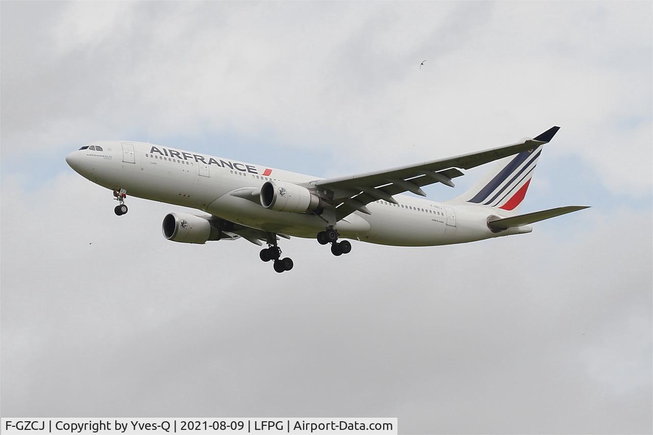 F-GZCJ, 2002 Airbus A330-203 C/N 503, Airbus A330-203, Short approach rwy 26L, Roissy Charles De Gaulle airport (LFPG-CDG)