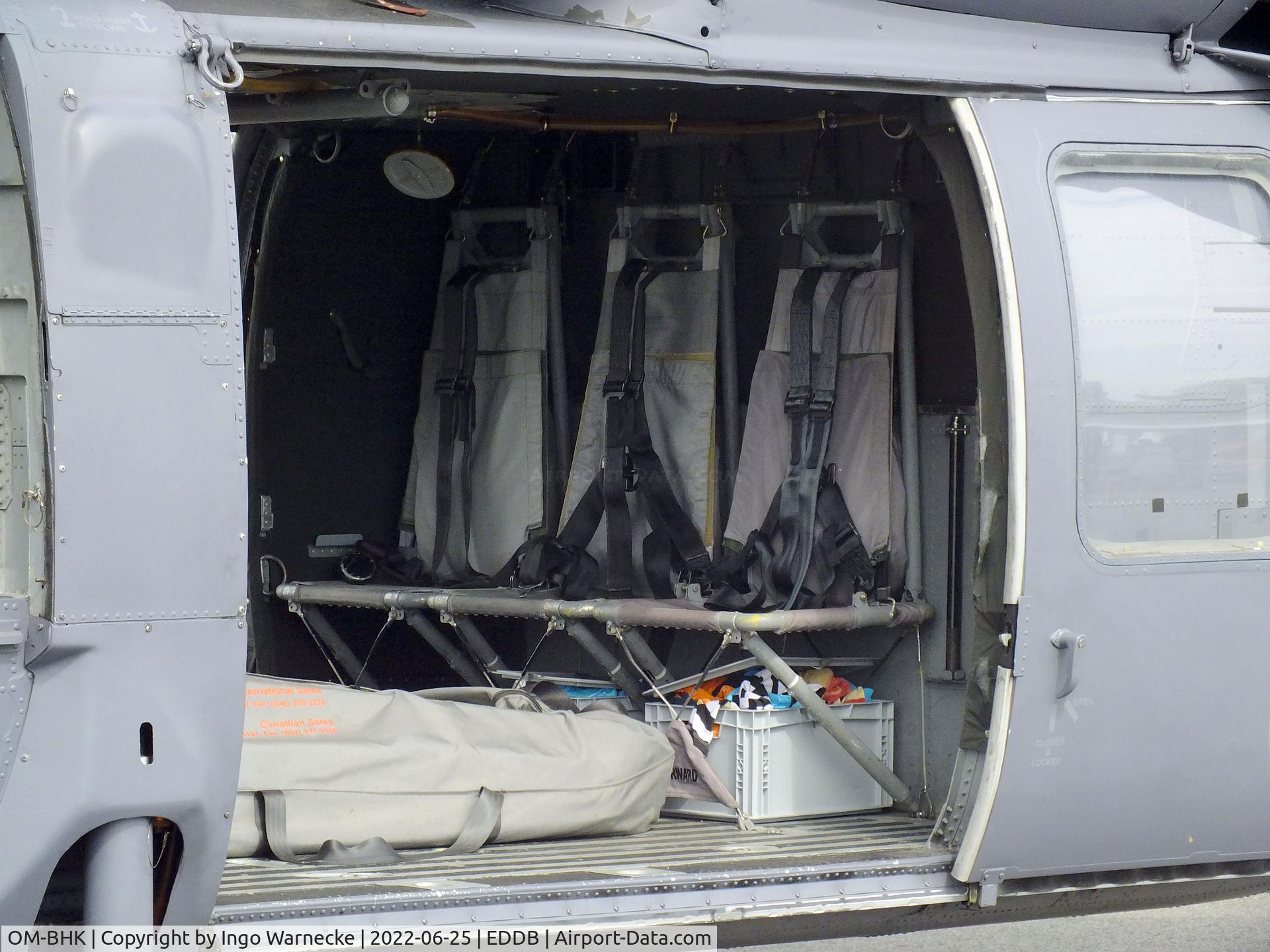 OM-BHK, 1981 Sikorsky UH-60A Black Hawk C/N 70273, Sikorsky UH-60A Black Hawk of Slovak Training Academy at ILA 2022, Berlin  #i