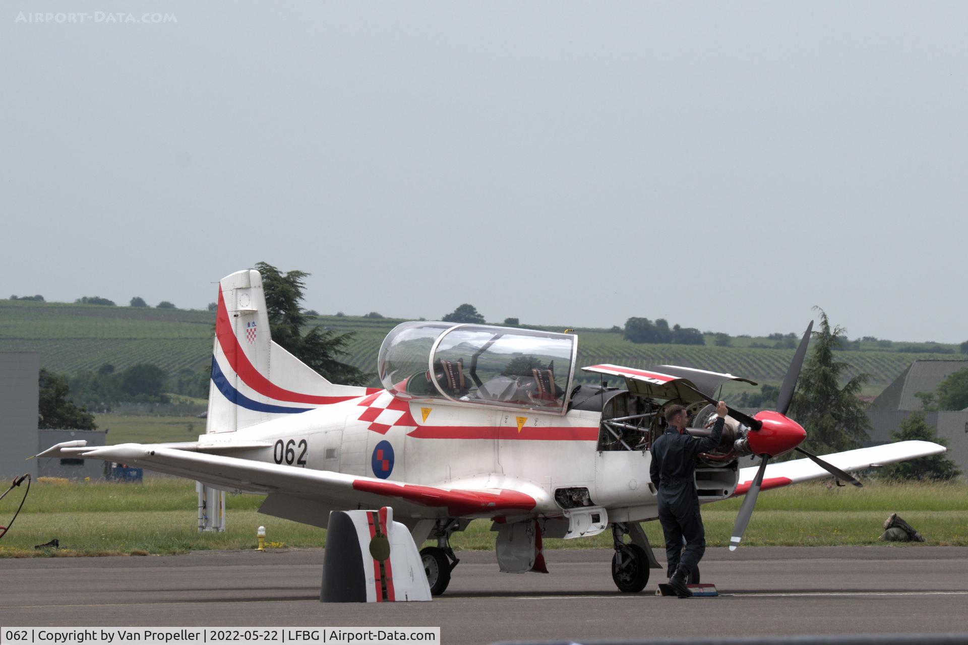 062, Pilatus PC-9M C/N 625, Croatian Air Force demo team Winds of Storm Pilatus PC-9M on the flight-line of BA709 Cognac - Châteaubernard Air Base, France, 22 may 2022