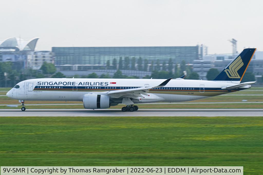 9V-SMR, 2017 Airbus A350-941 C/N 140, Singapore Airlines Airbus A350-900