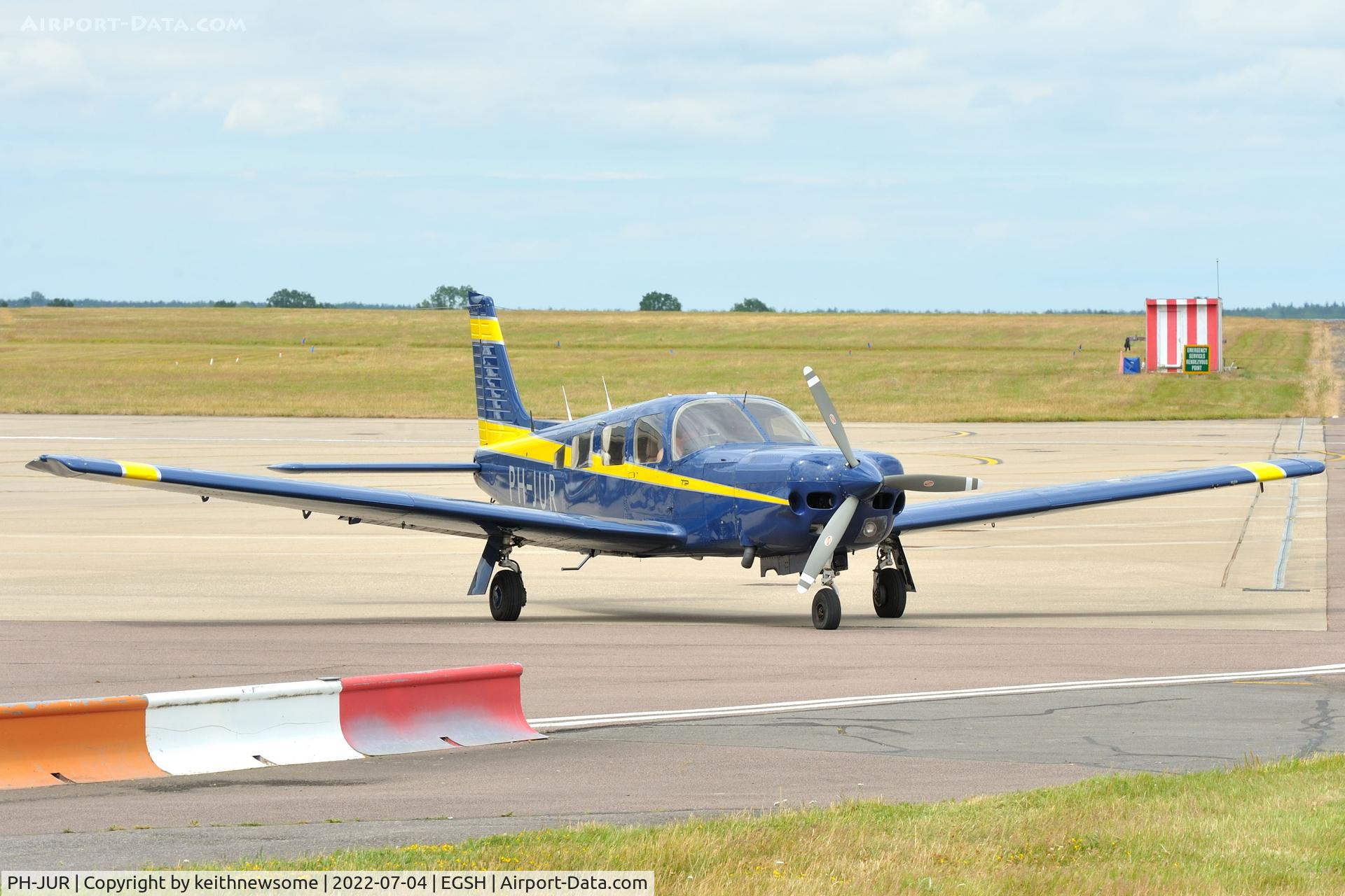 PH-JUR, 1982 Piper PA-32R-301T Turbo Saratoga C/N 32R-8229033, Arriving at Norwich.