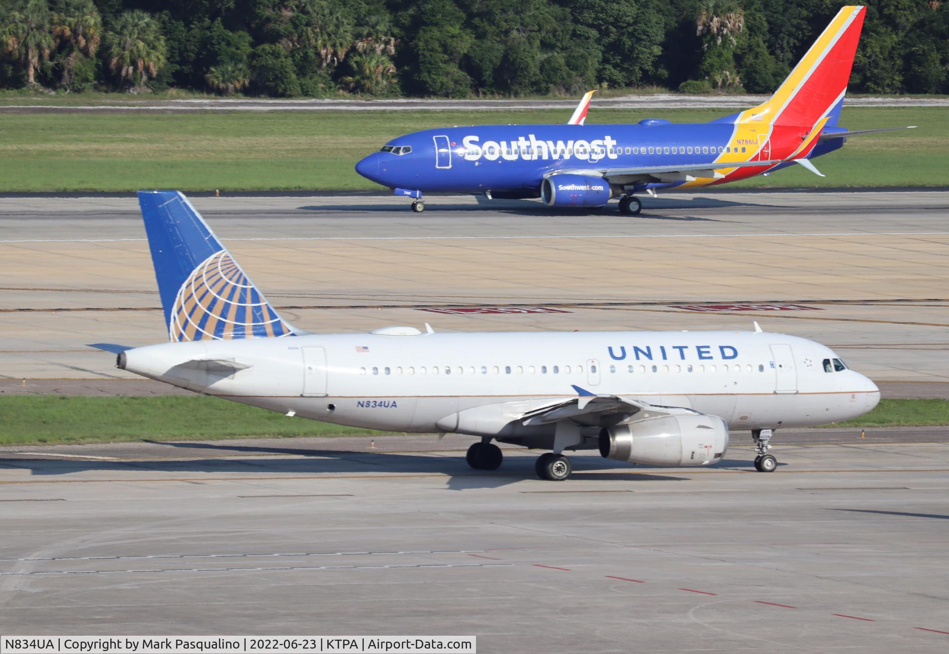 N834UA, 2001 Airbus A319-131 C/N 1420, Airbus A319-131