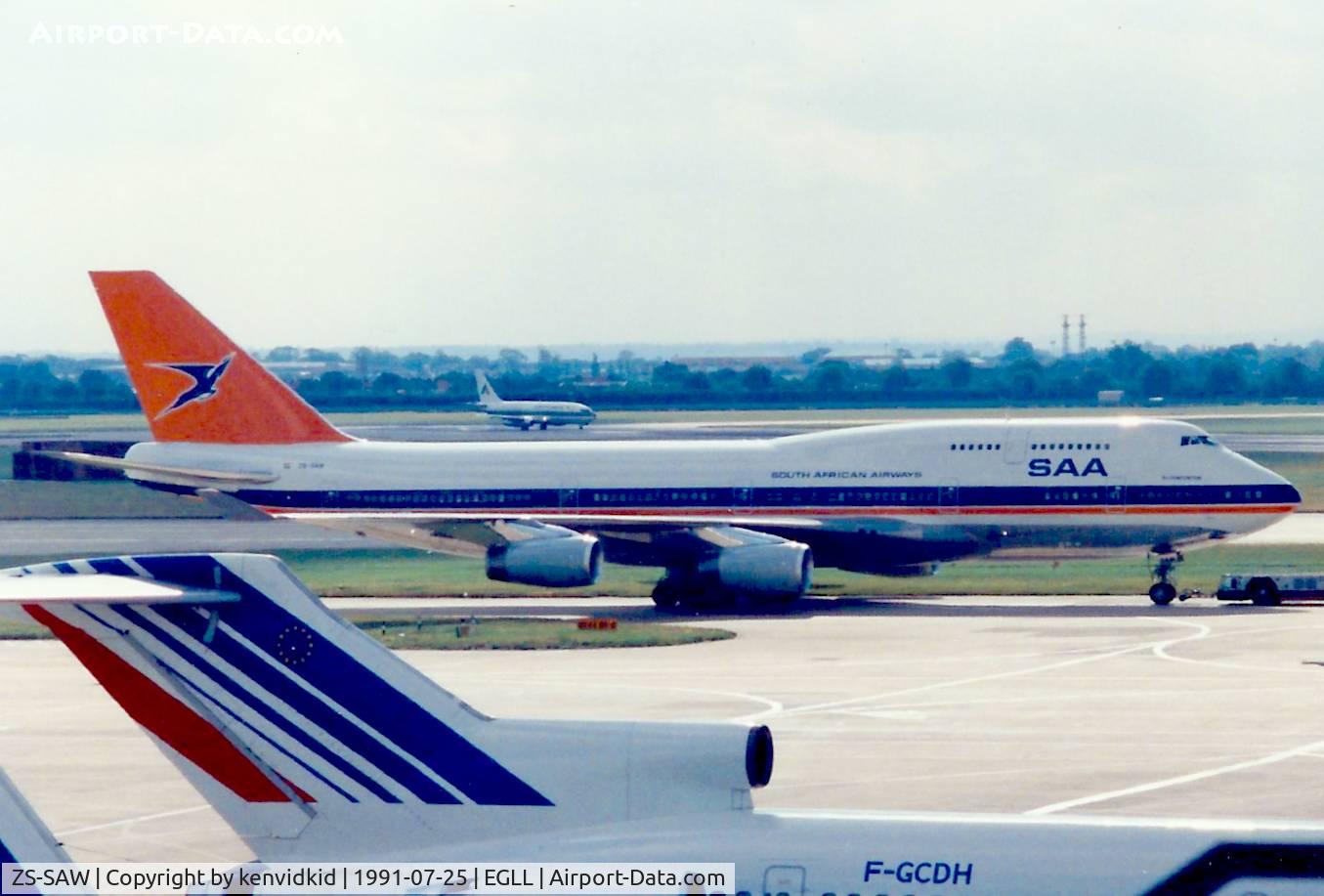 ZS-SAW, 1991 Boeing 747-444/BCF C/N 25152, At London Heathrow, circa 1991.